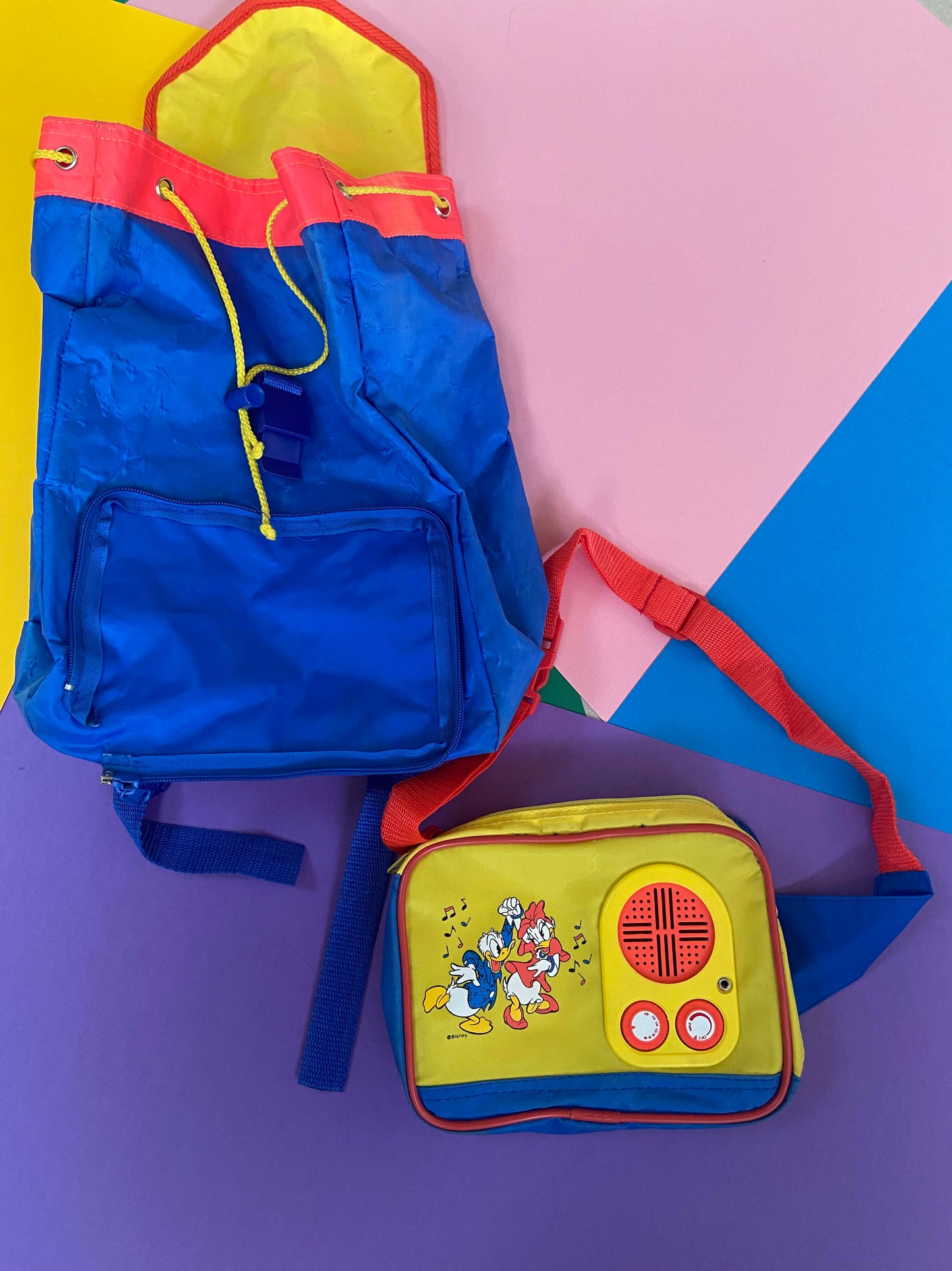 DONALD Vintage Radio Backpack