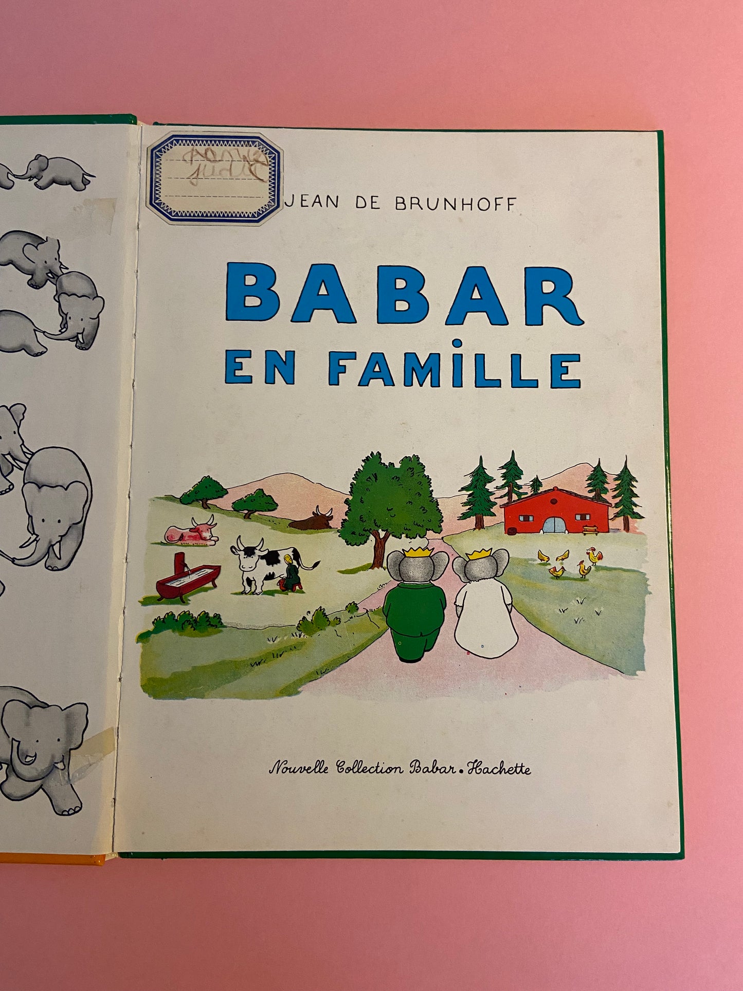 Livre BABAR EN FAMILLE édition 1975