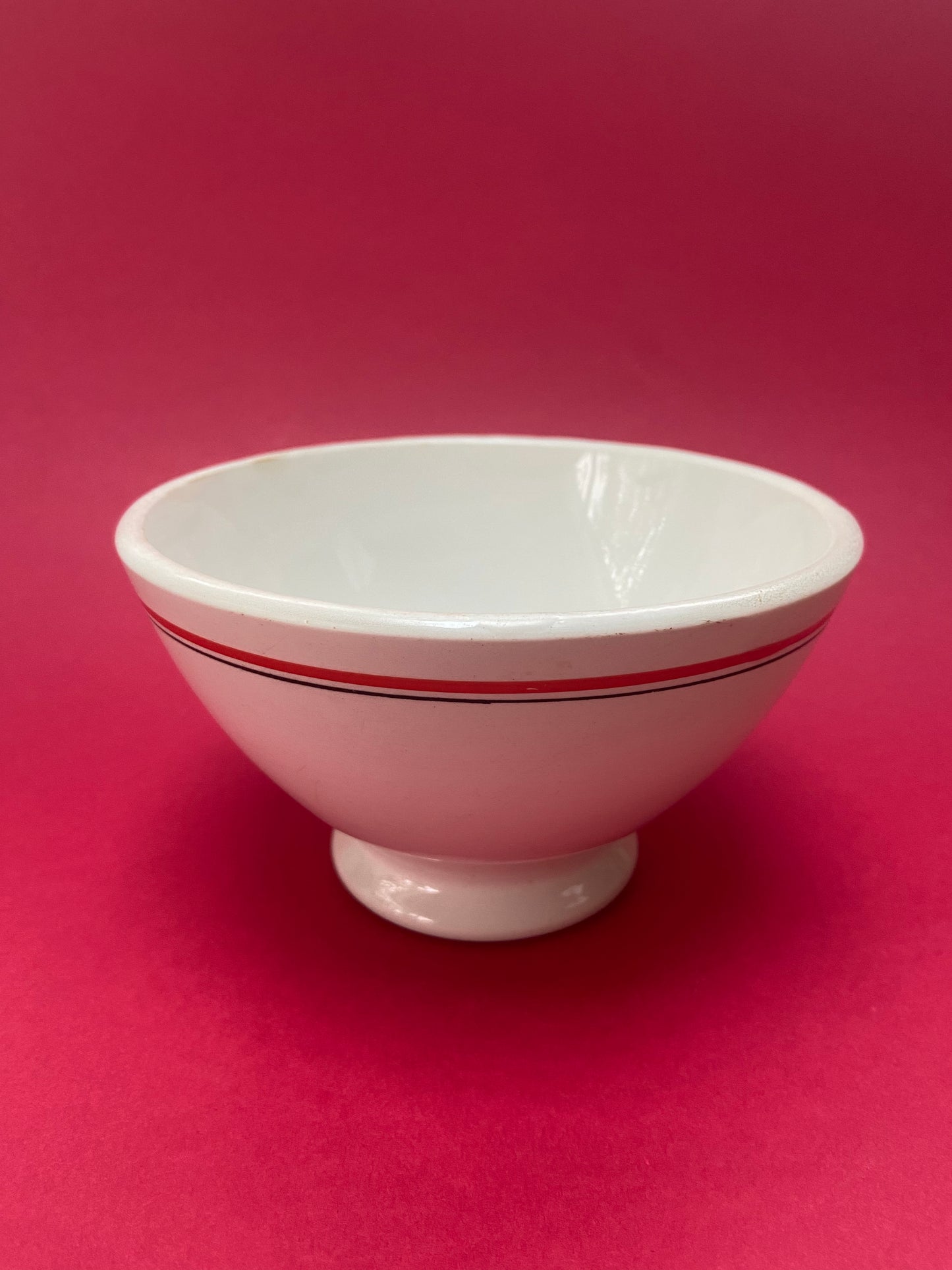 Vintage ceramic bowl Red line