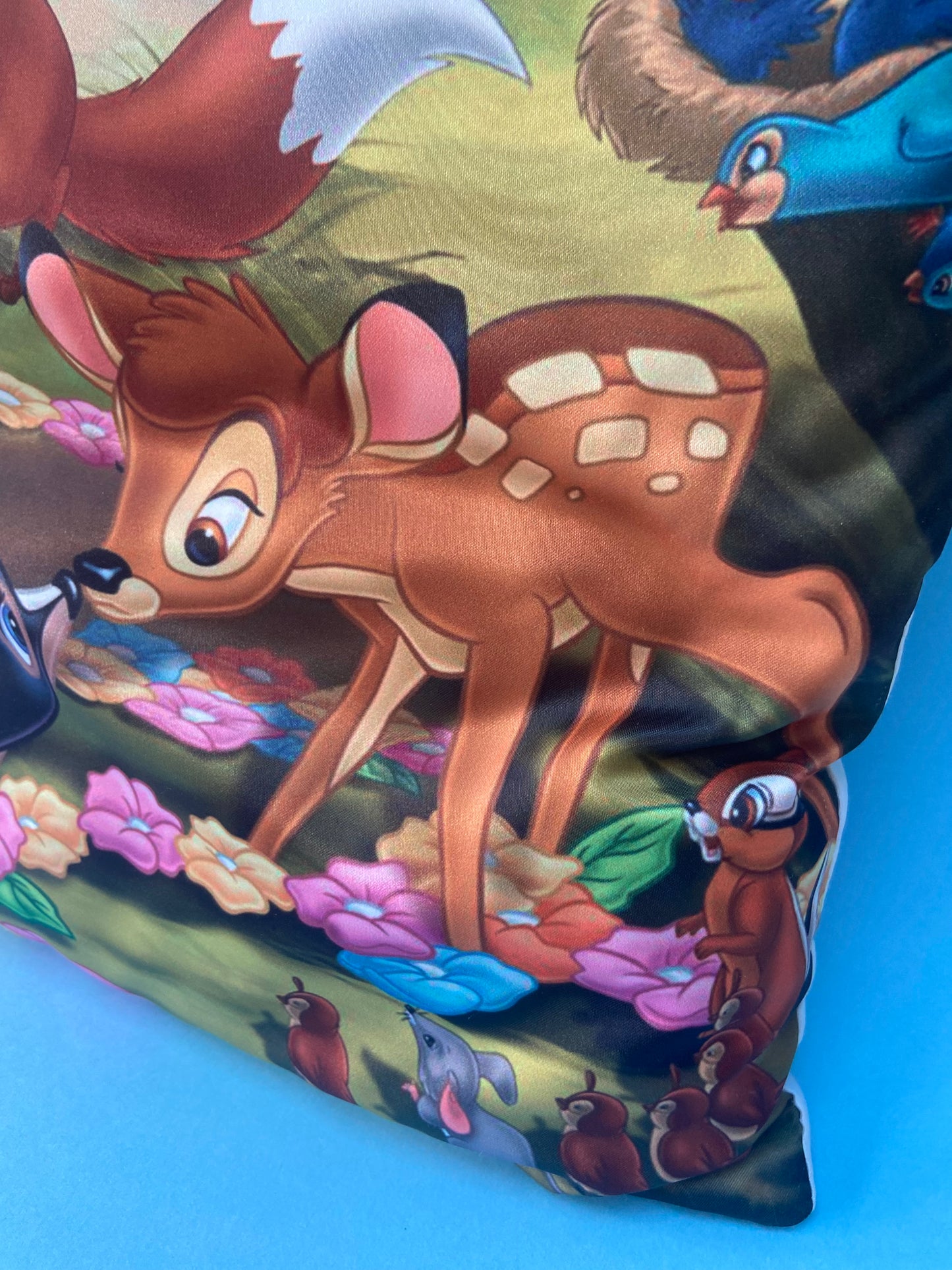 Petit coussin déco BAMBI 2