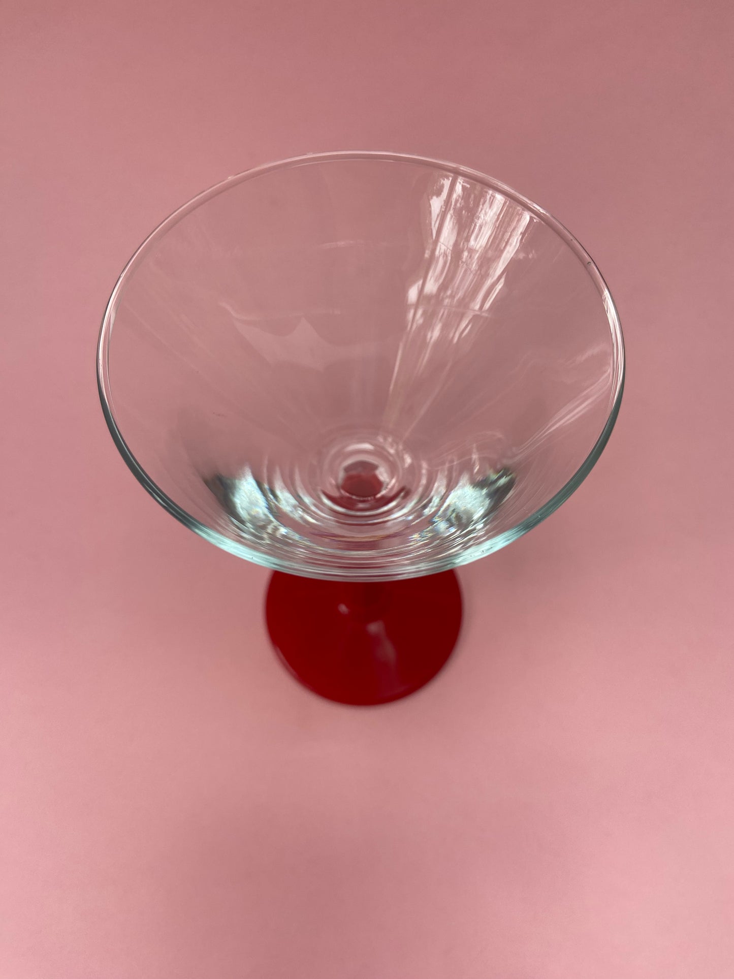 Verre à martini pied ROUGE