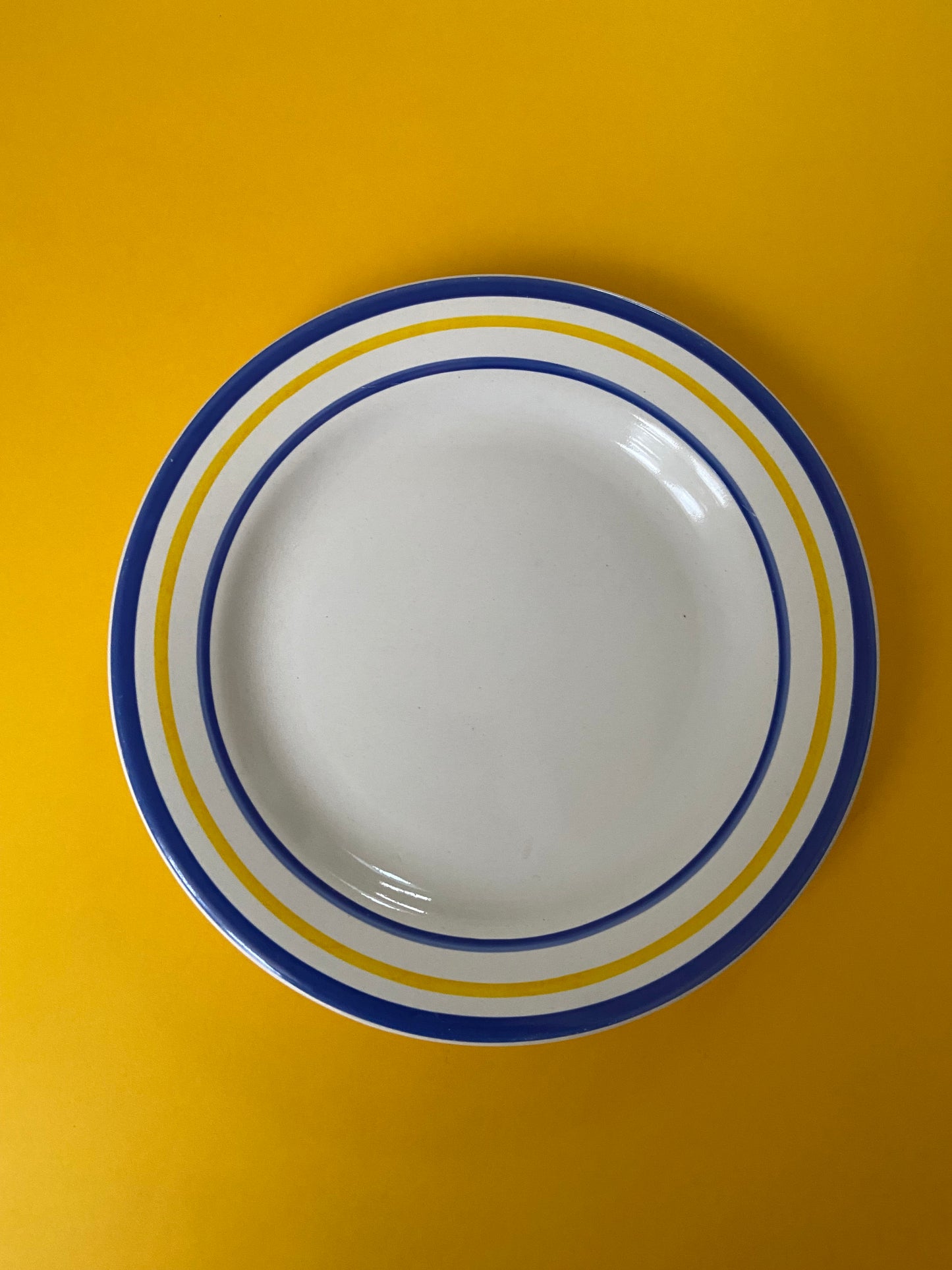 Dessert plate BLUE/YELLOW lines