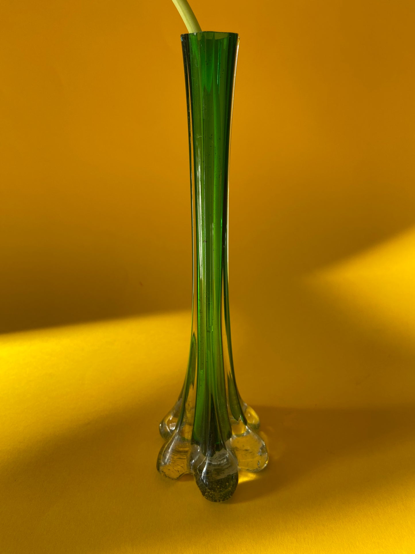 GREEN molded glass soliflore