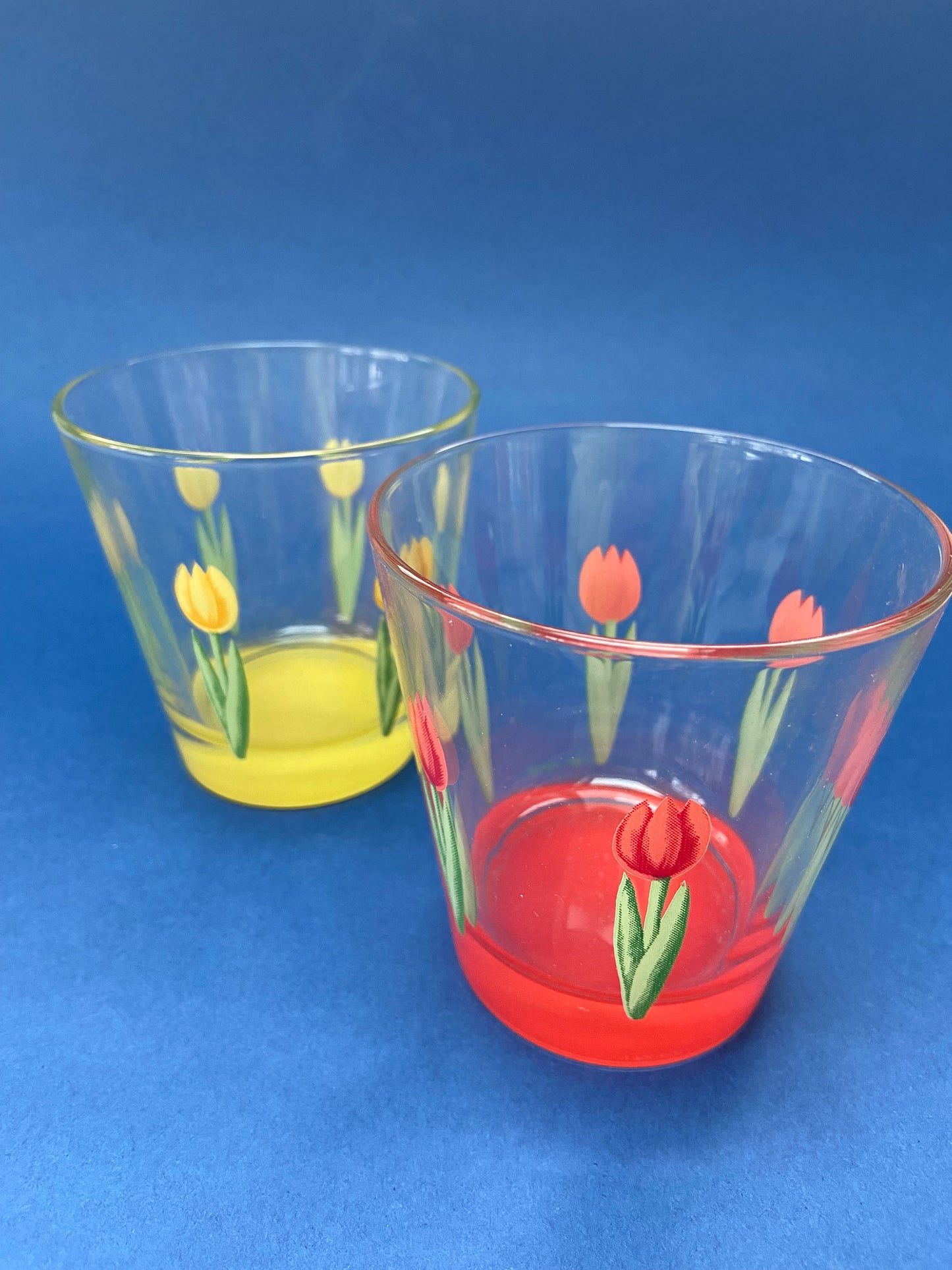 2 CERVE ITALY water glasses with TULIPES motif