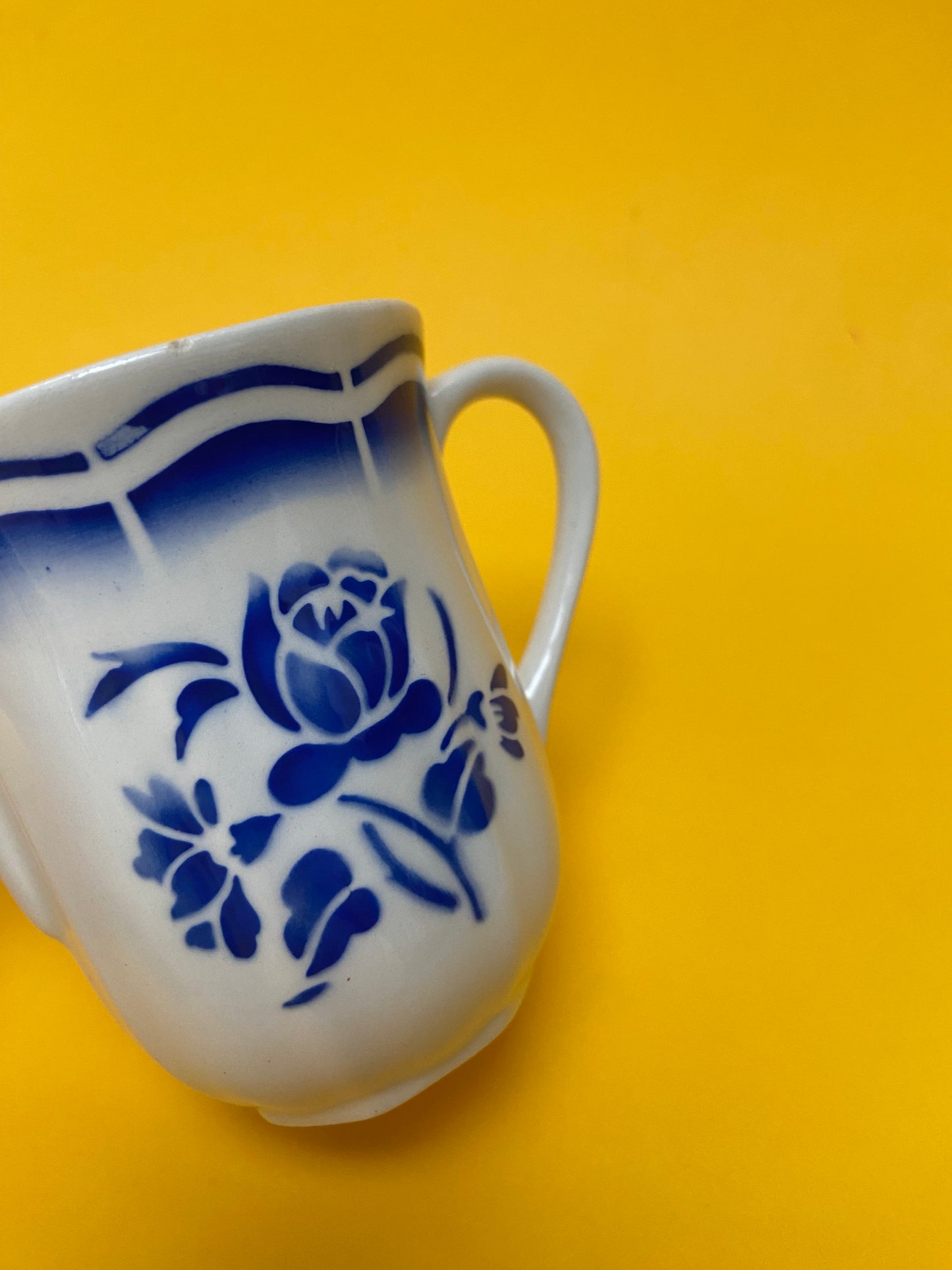 BADONVILLER teapot and small milk jug set with floral pattern