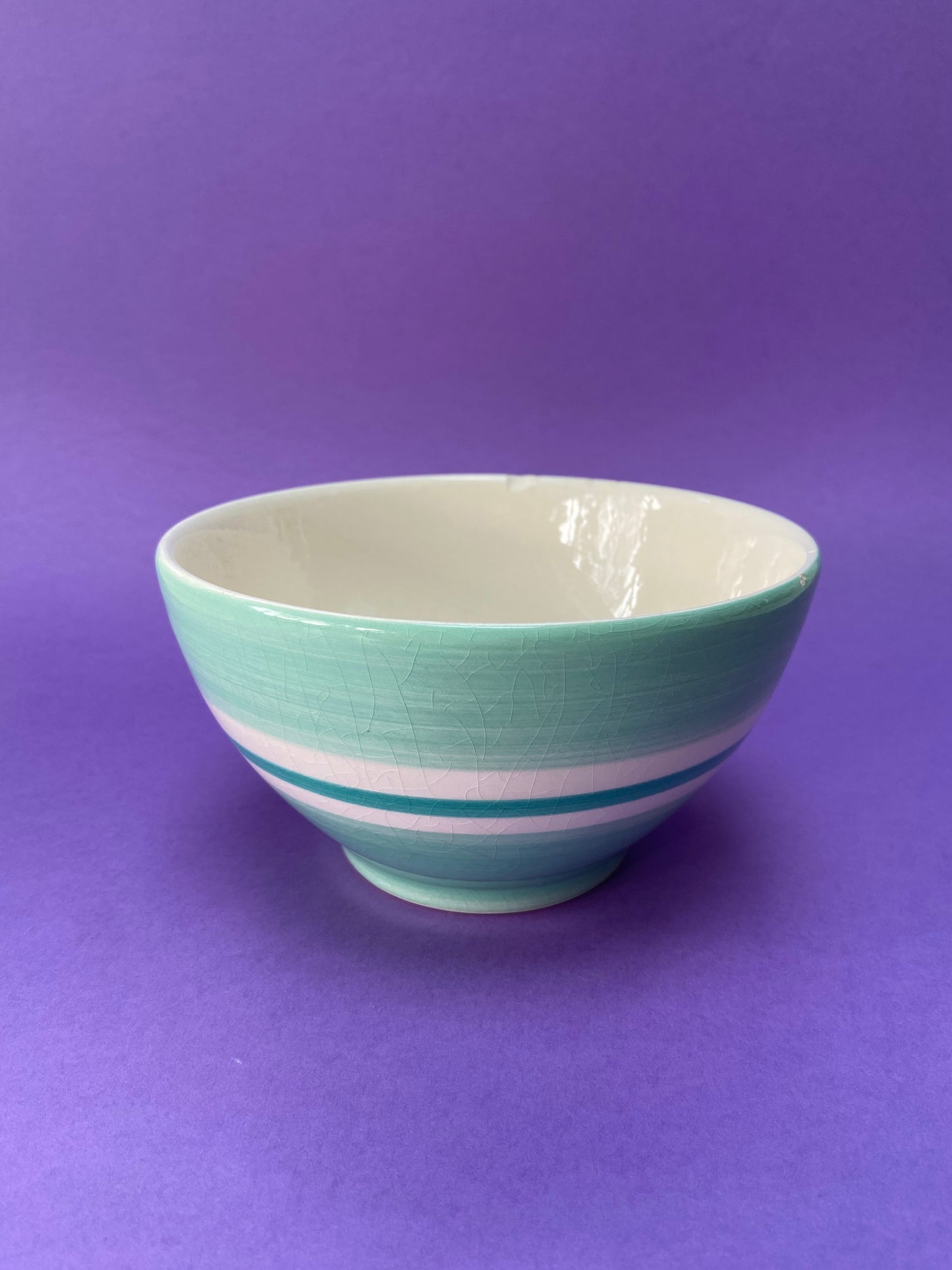 Large Genevieve Lethu bowl CELADON blue