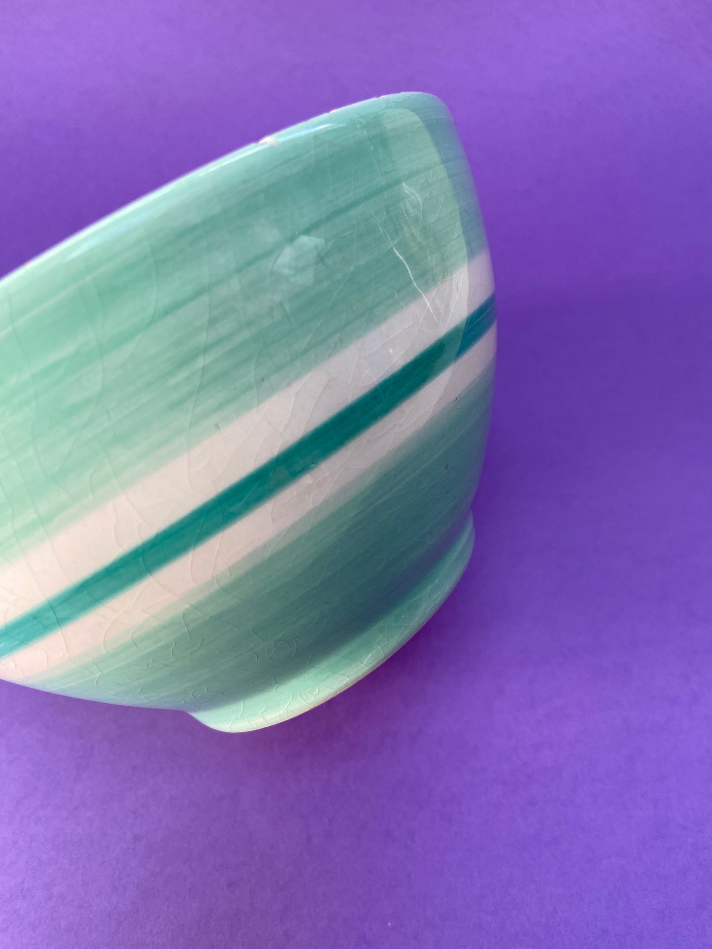 Large Genevieve Lethu bowl CELADON blue