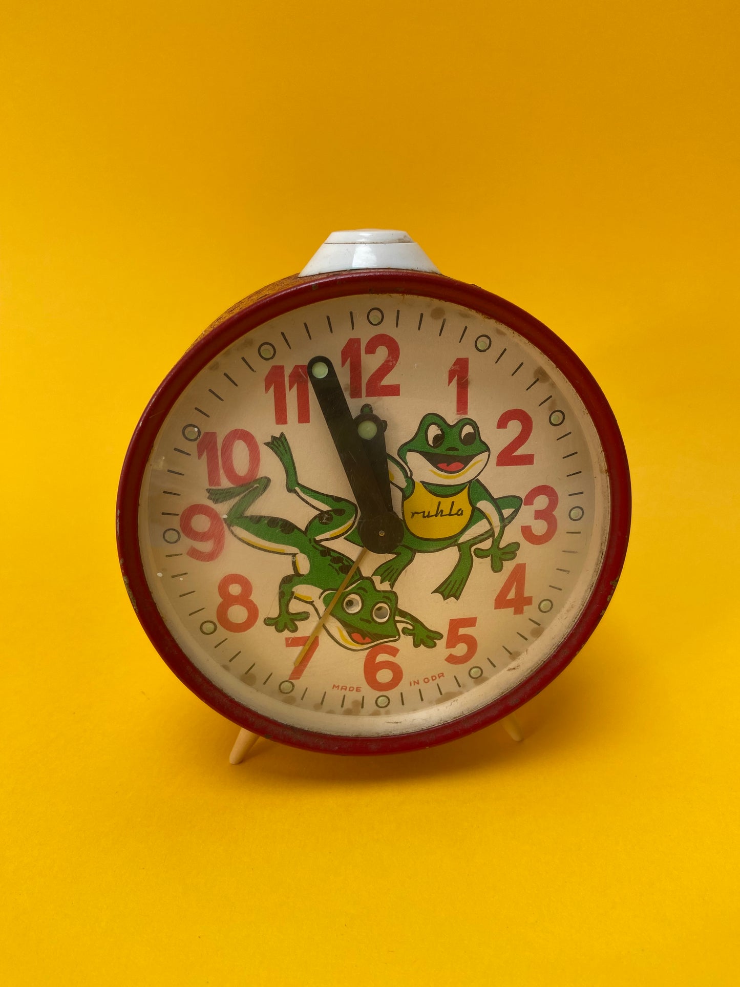 RUHLA Frogs Vintage Alarm Clock