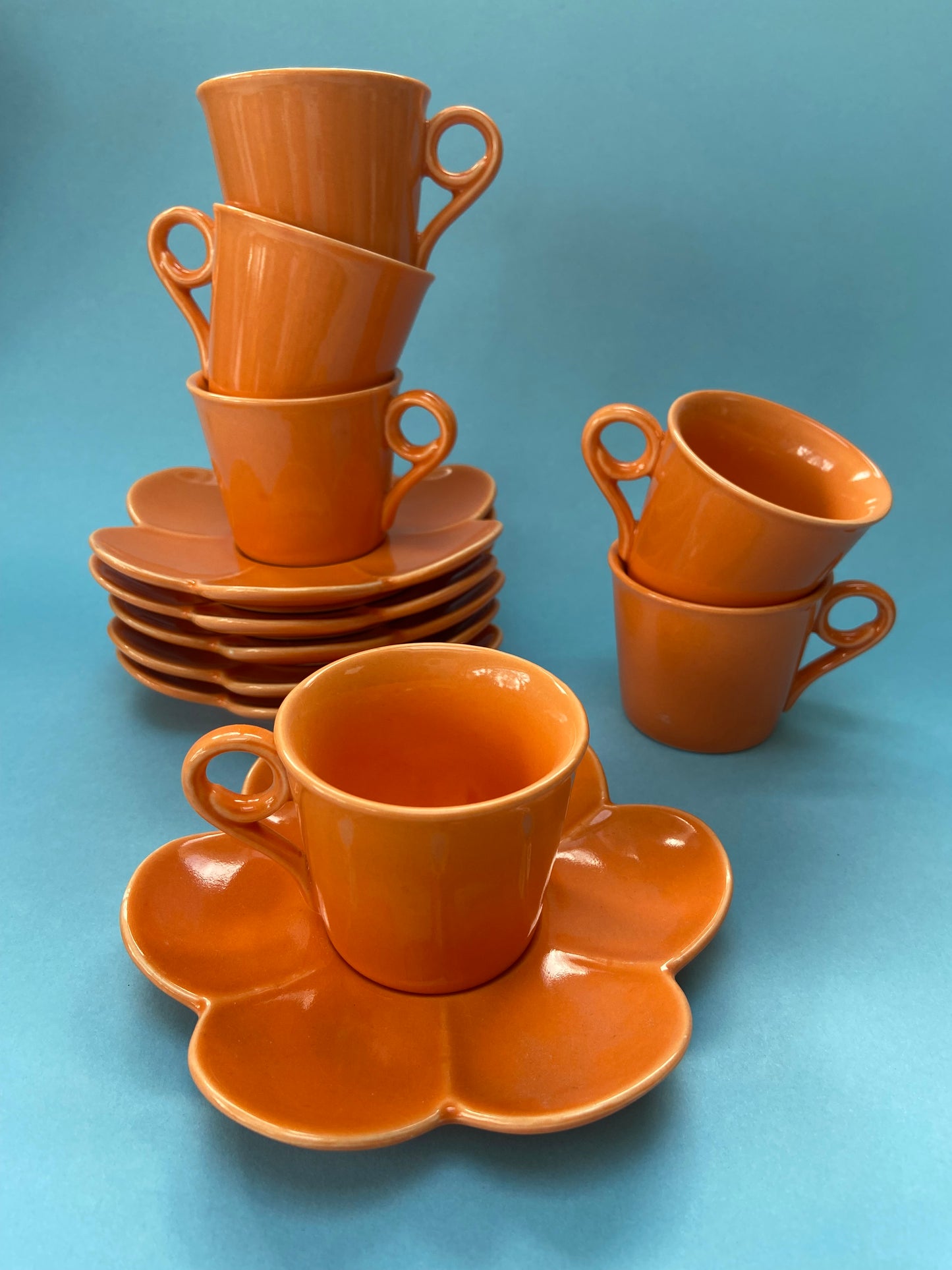 Duo de tasses à expresso couleur abricot avec sous tasse Fleur