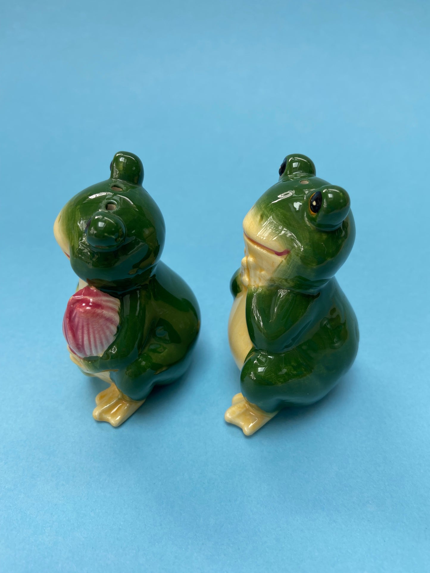 FROGS ceramic salt / pepper shaker