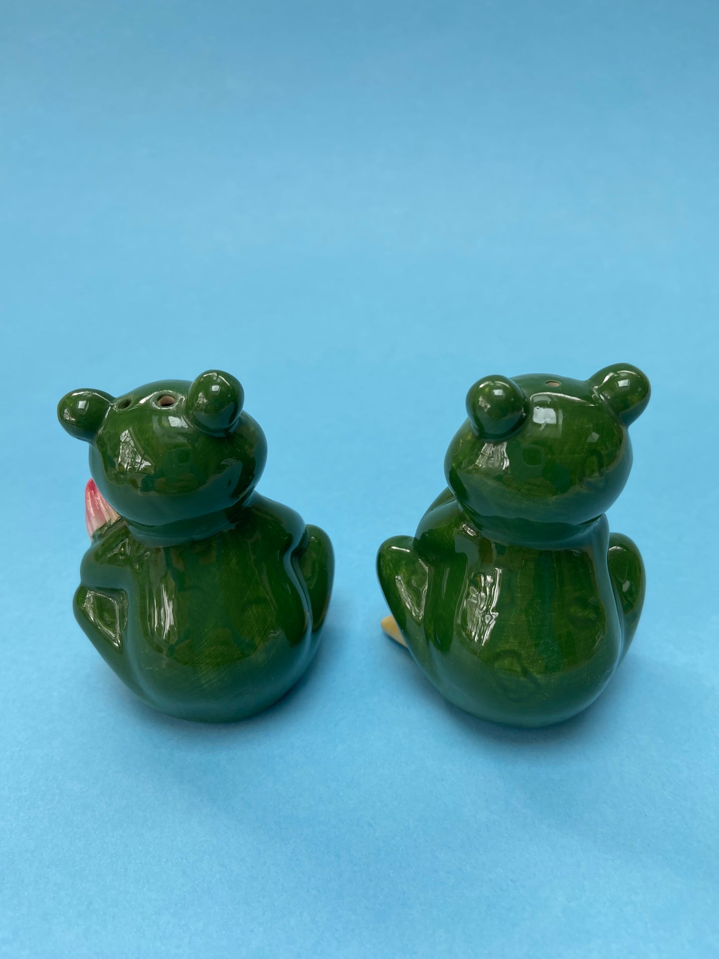 FROGS ceramic salt / pepper shaker