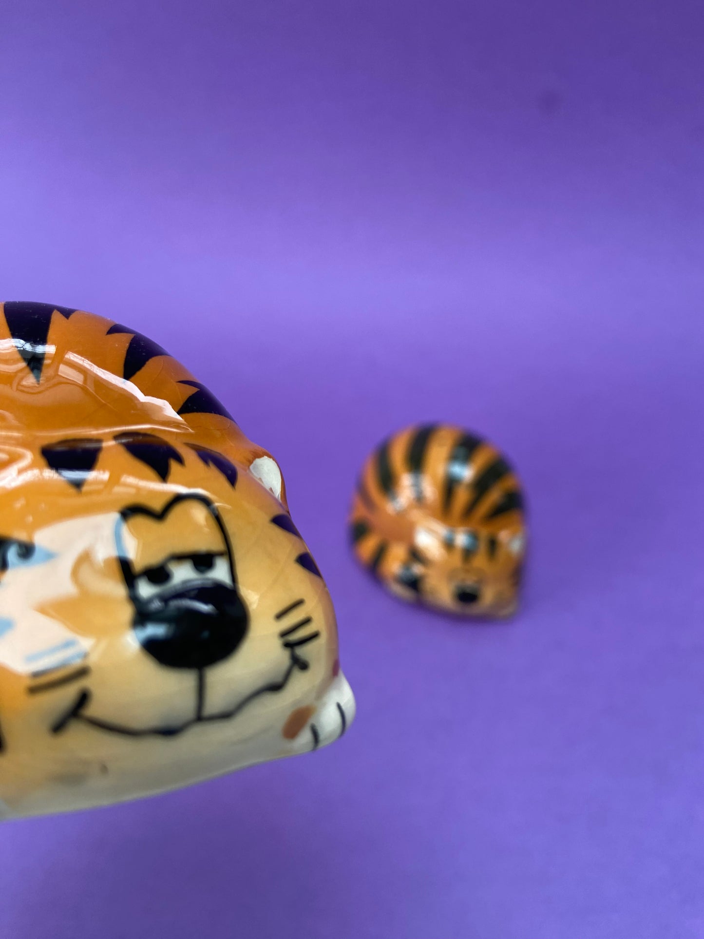 TIGER CAT ceramic salt/pepper shaker