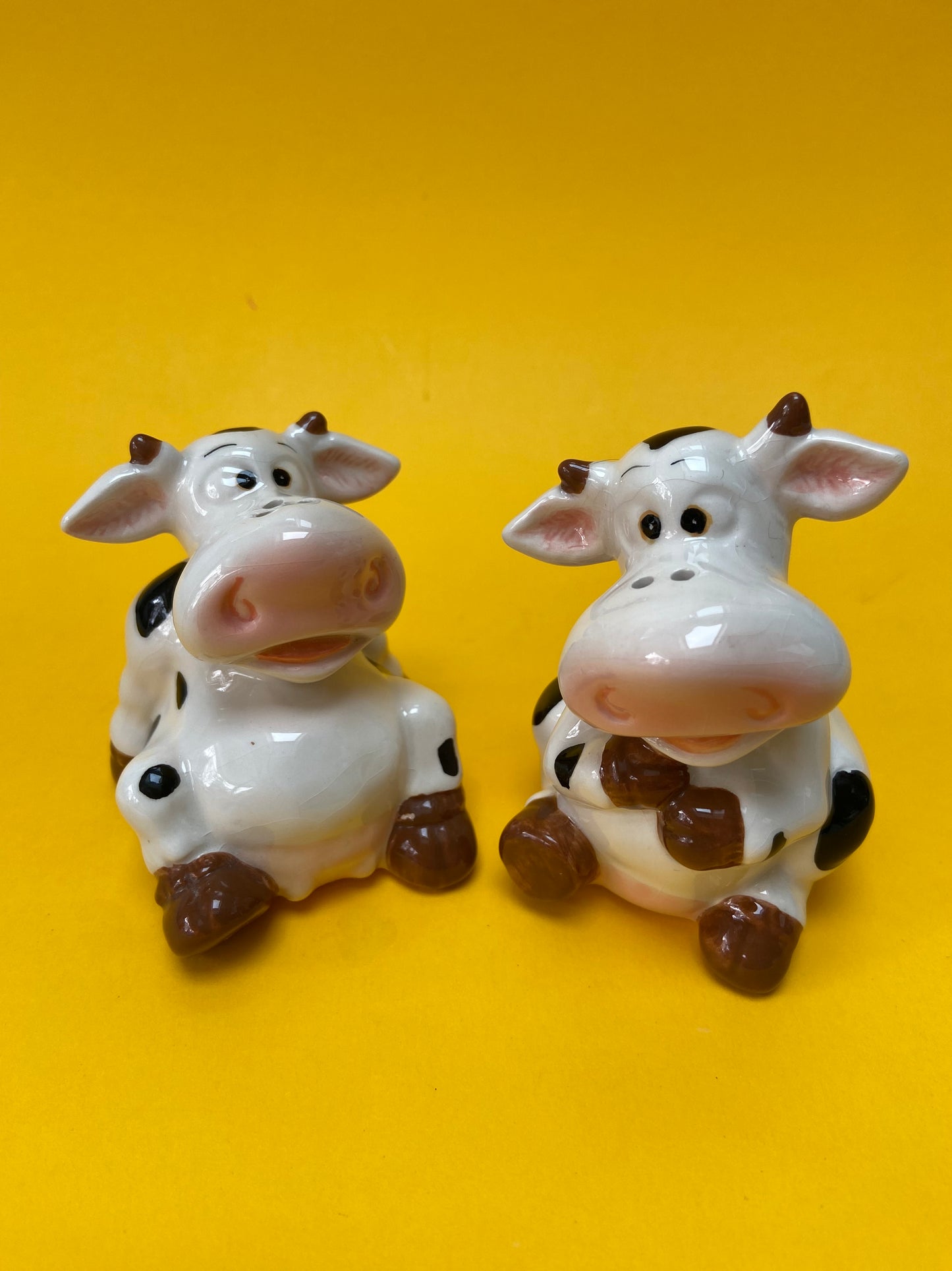 COWS ceramic salt / pepper shaker