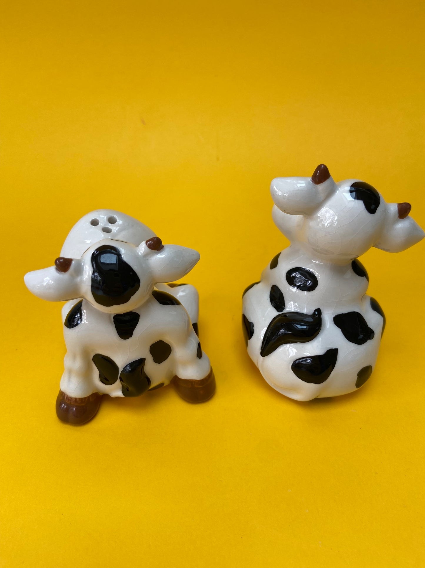 COWS ceramic salt / pepper shaker