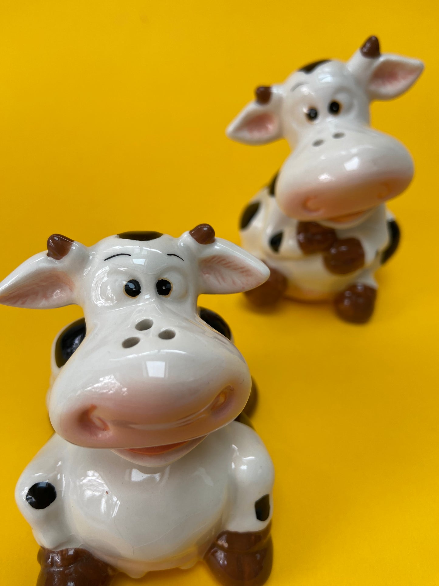 COWS ceramic salt / pepper shaker