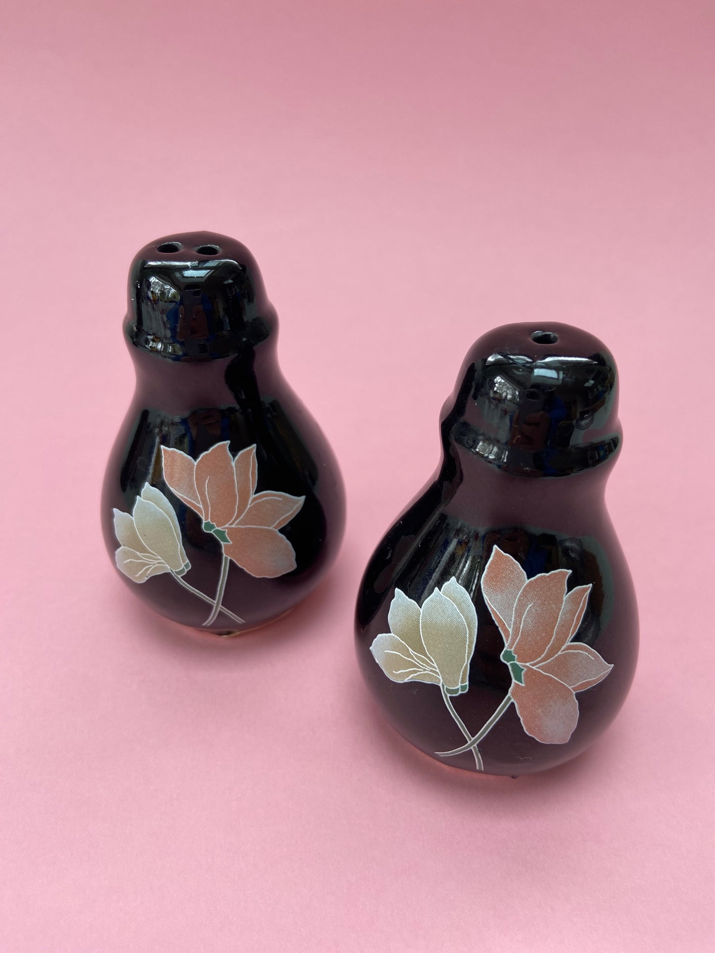 Trio salière / poivrière / pot céramique noire décor FLORAL