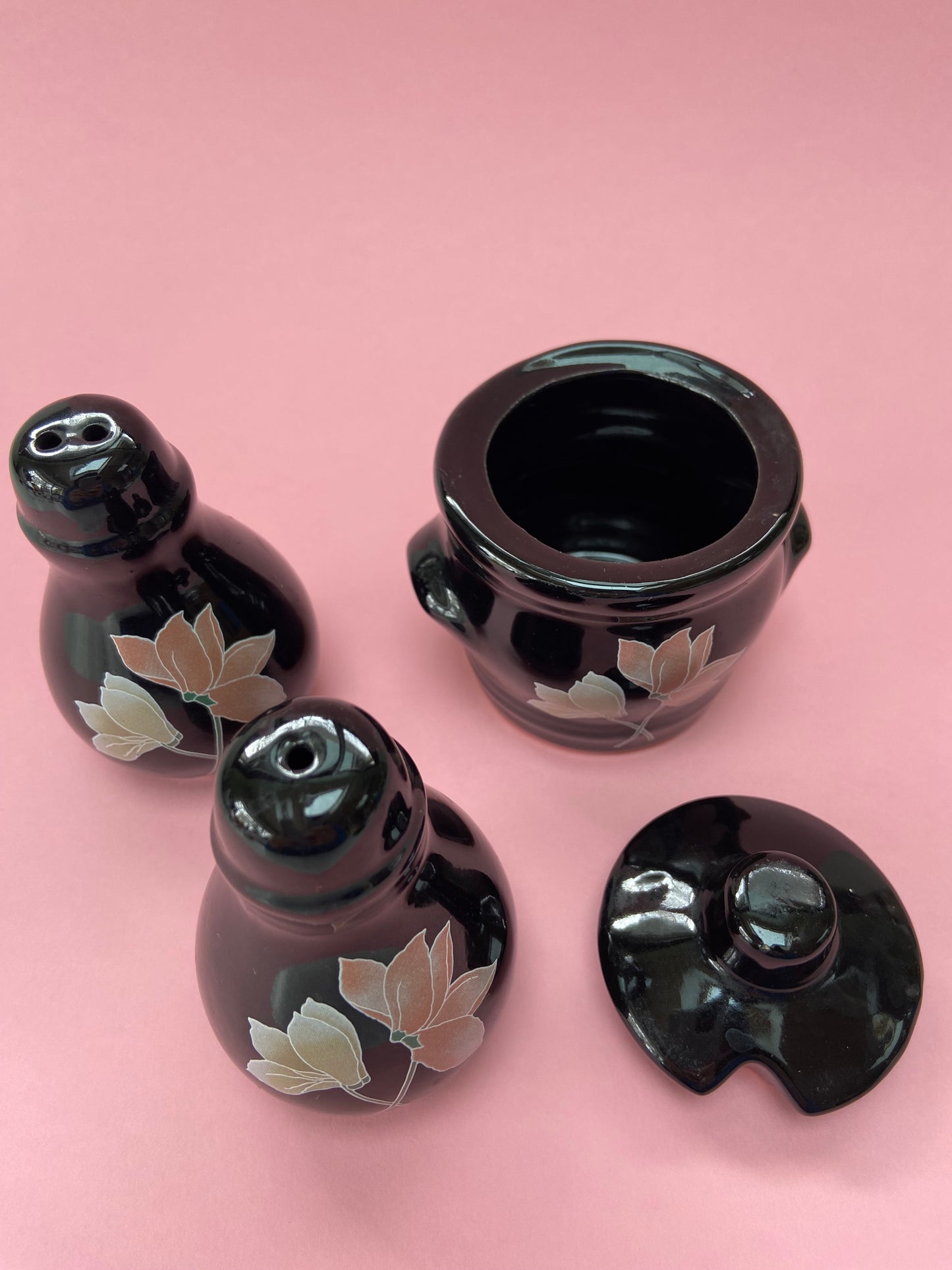 Trio salière / poivrière / pot céramique noire décor FLORAL