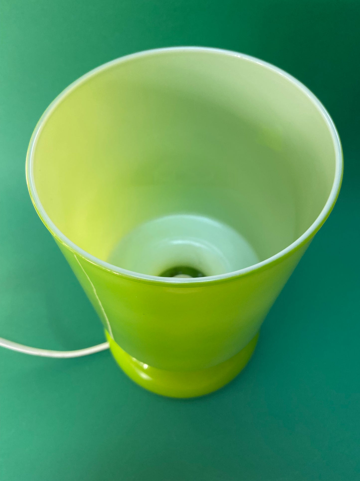 Lampe IKEA des années 90 couleur VERT POMME