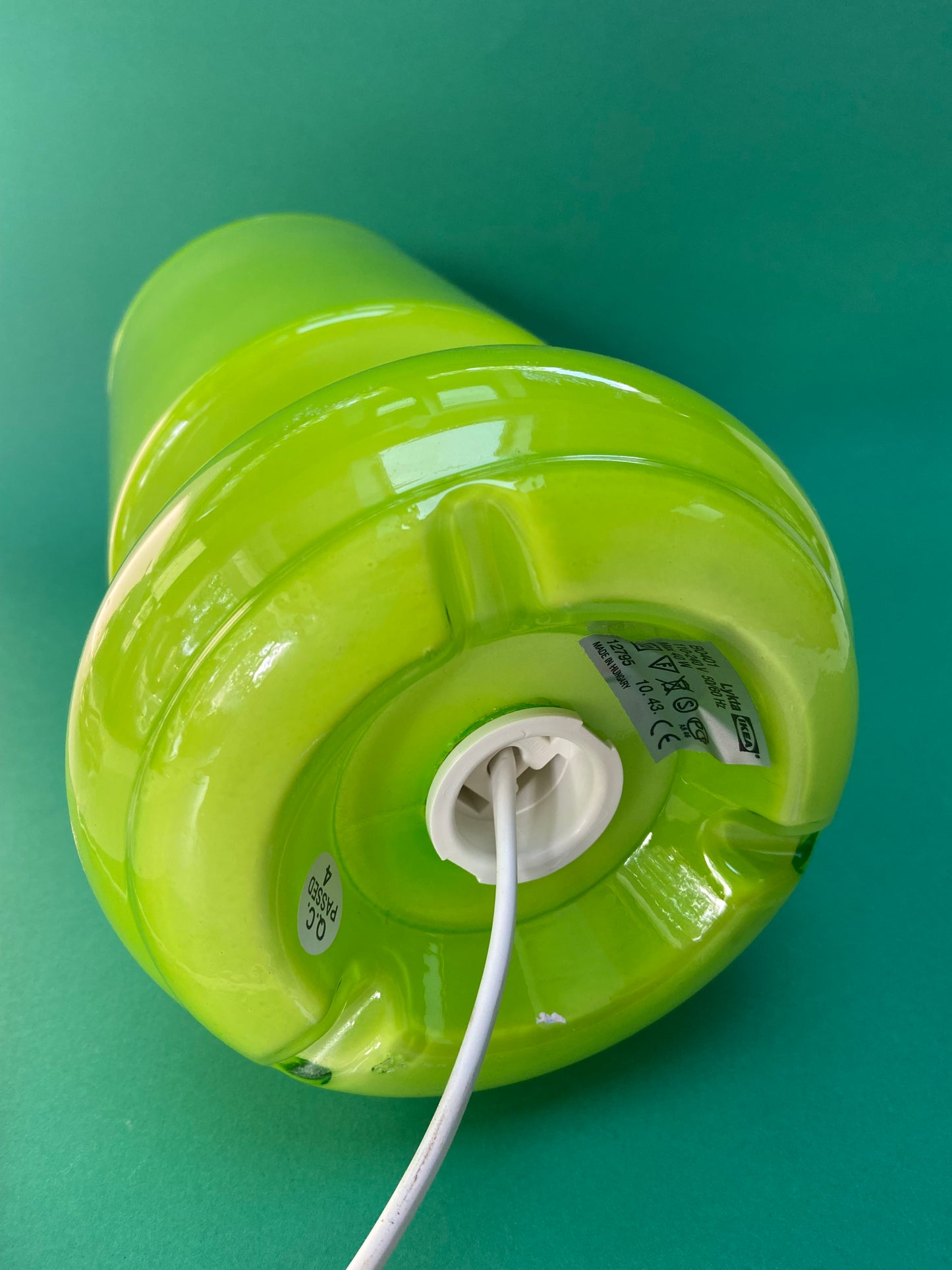 Lampe IKEA des années 90 couleur VERT POMME