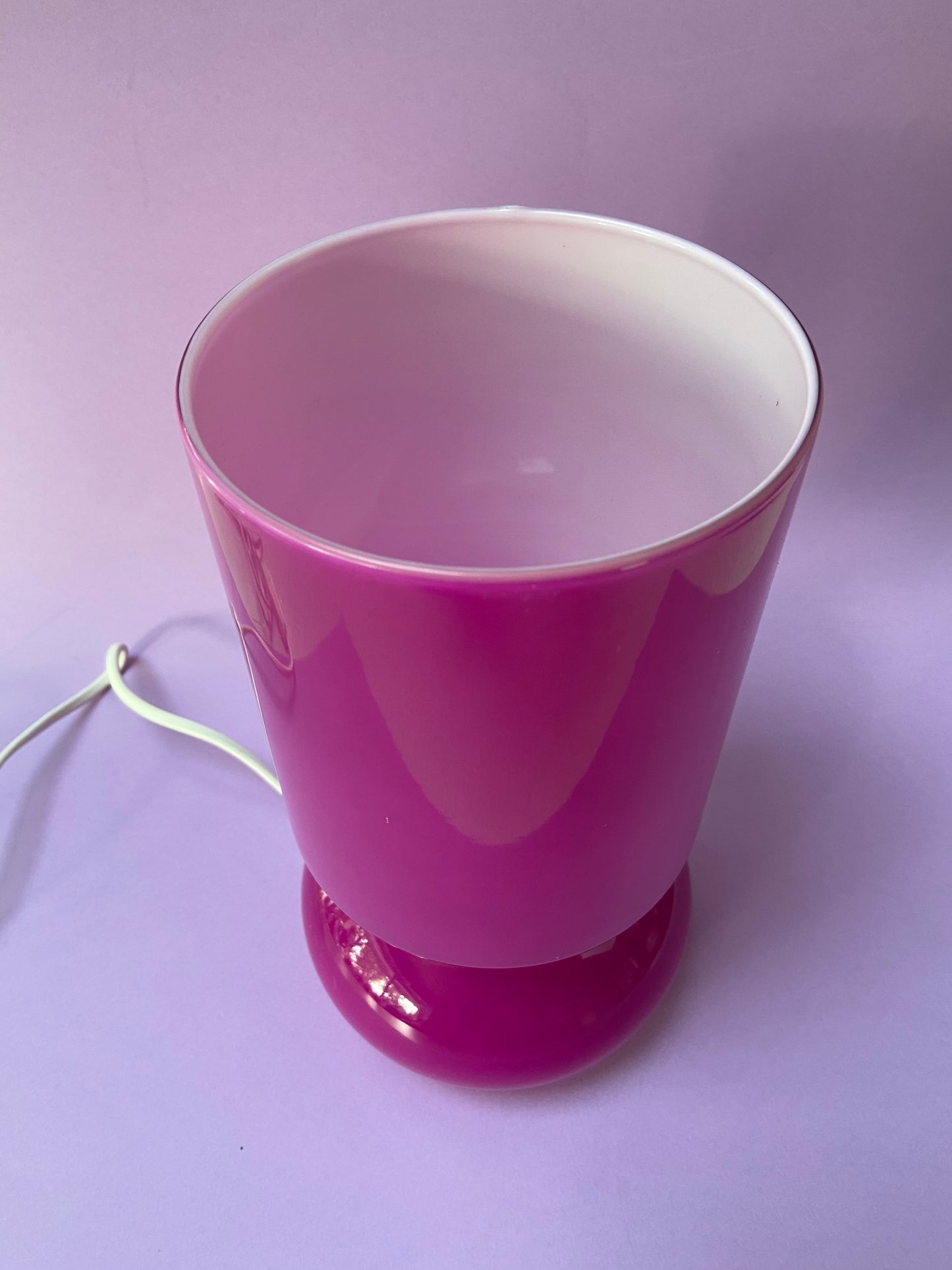 Lampe IKEA des années 90 couleur ROSE FUSCHIA