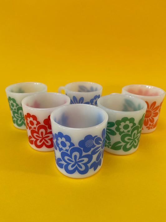 Set of 6 vintage Negresco E.Jean cups with FLOWERS motif