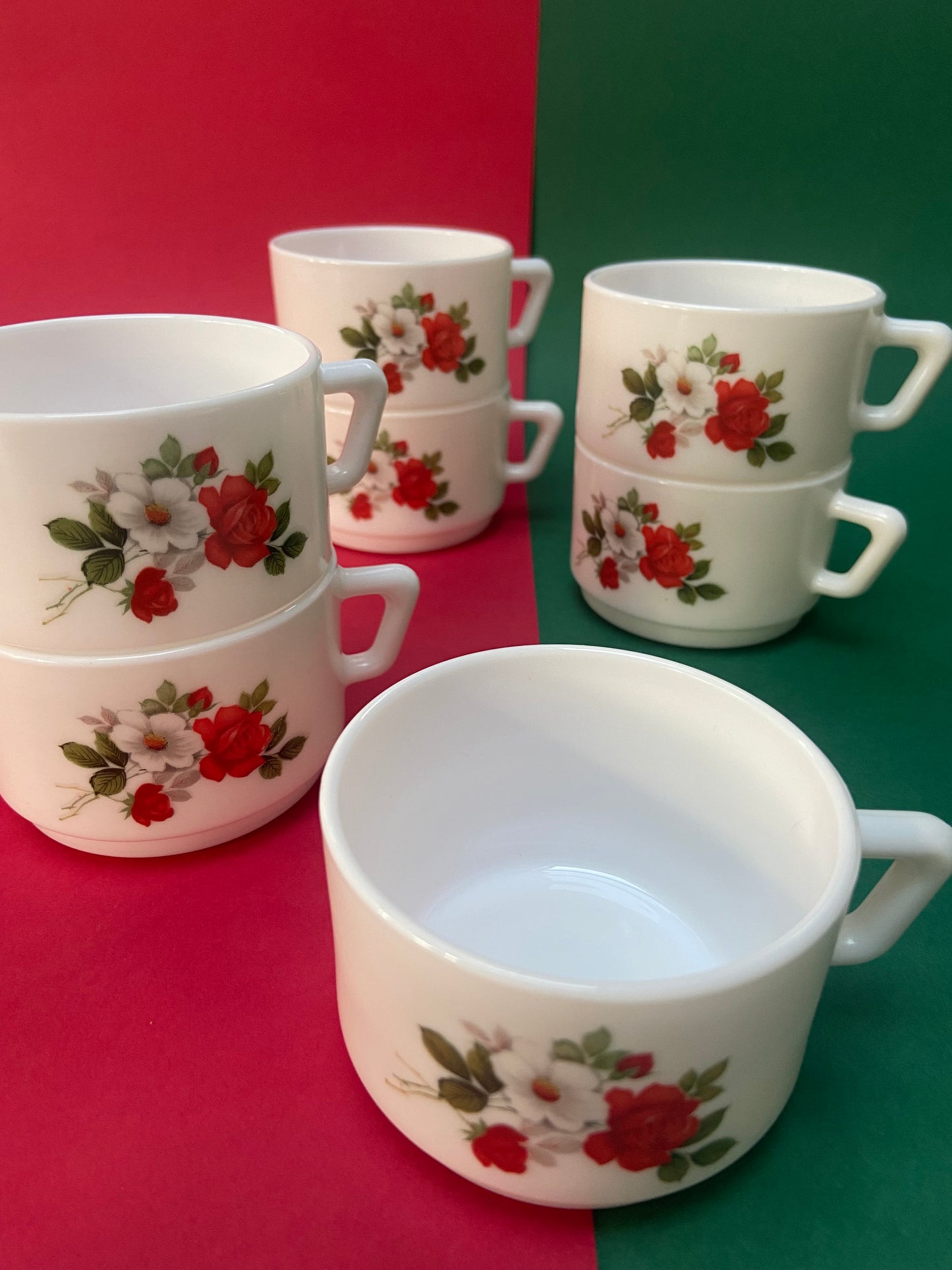 Arcopal 8-cup floral pattern service RED