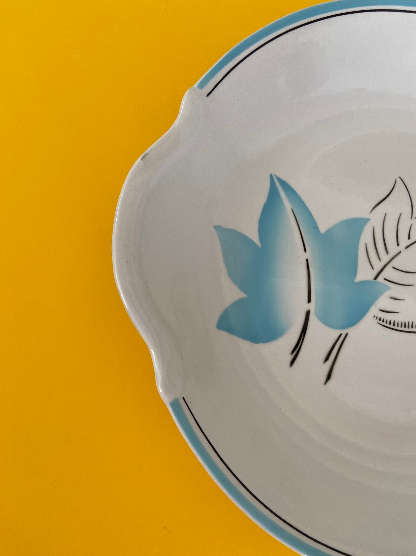 Flat leaf pattern in SKY BLUE color, BADONVILLER factory