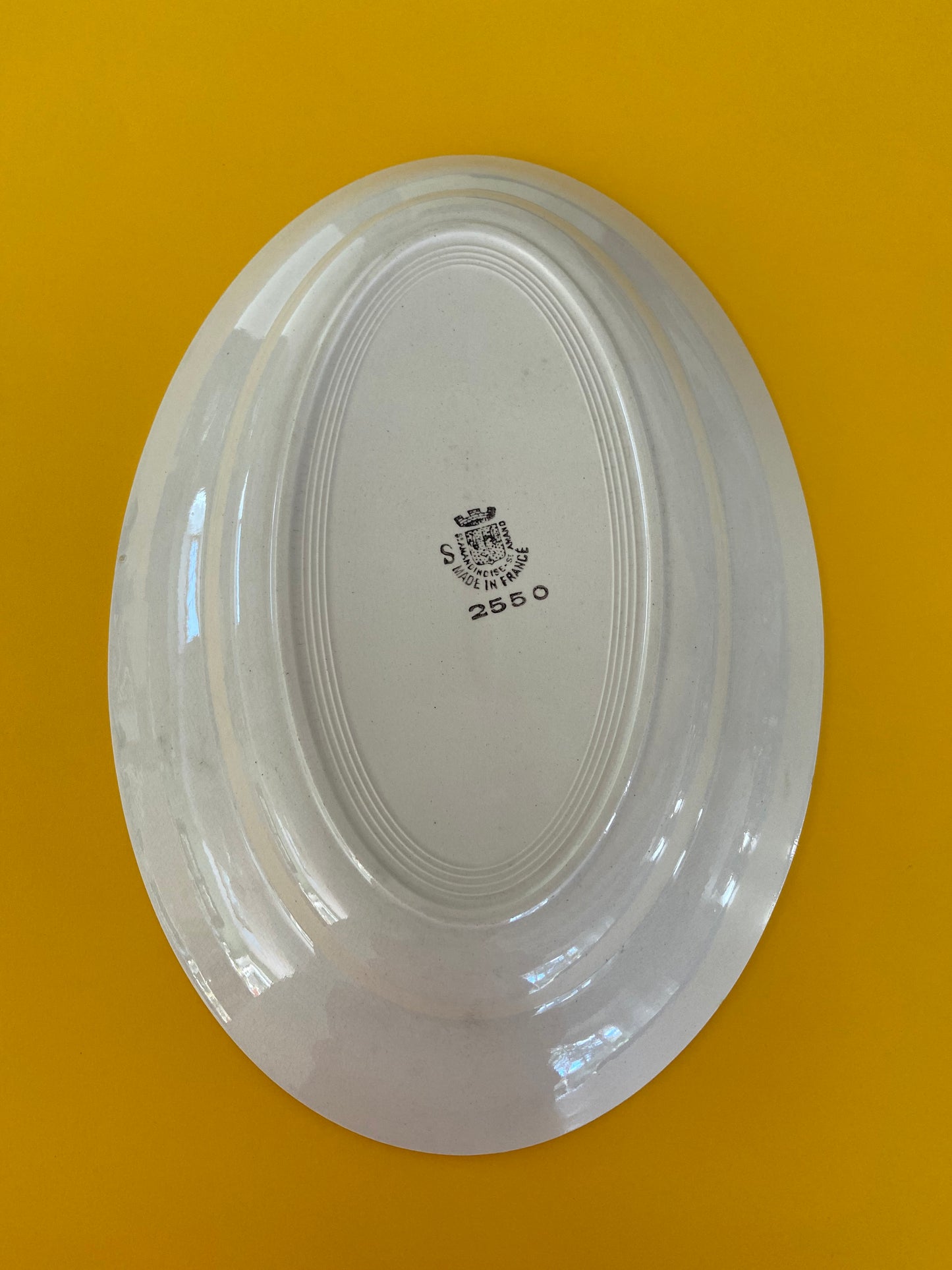 SAINT AMAND oval dish with blue flower motif