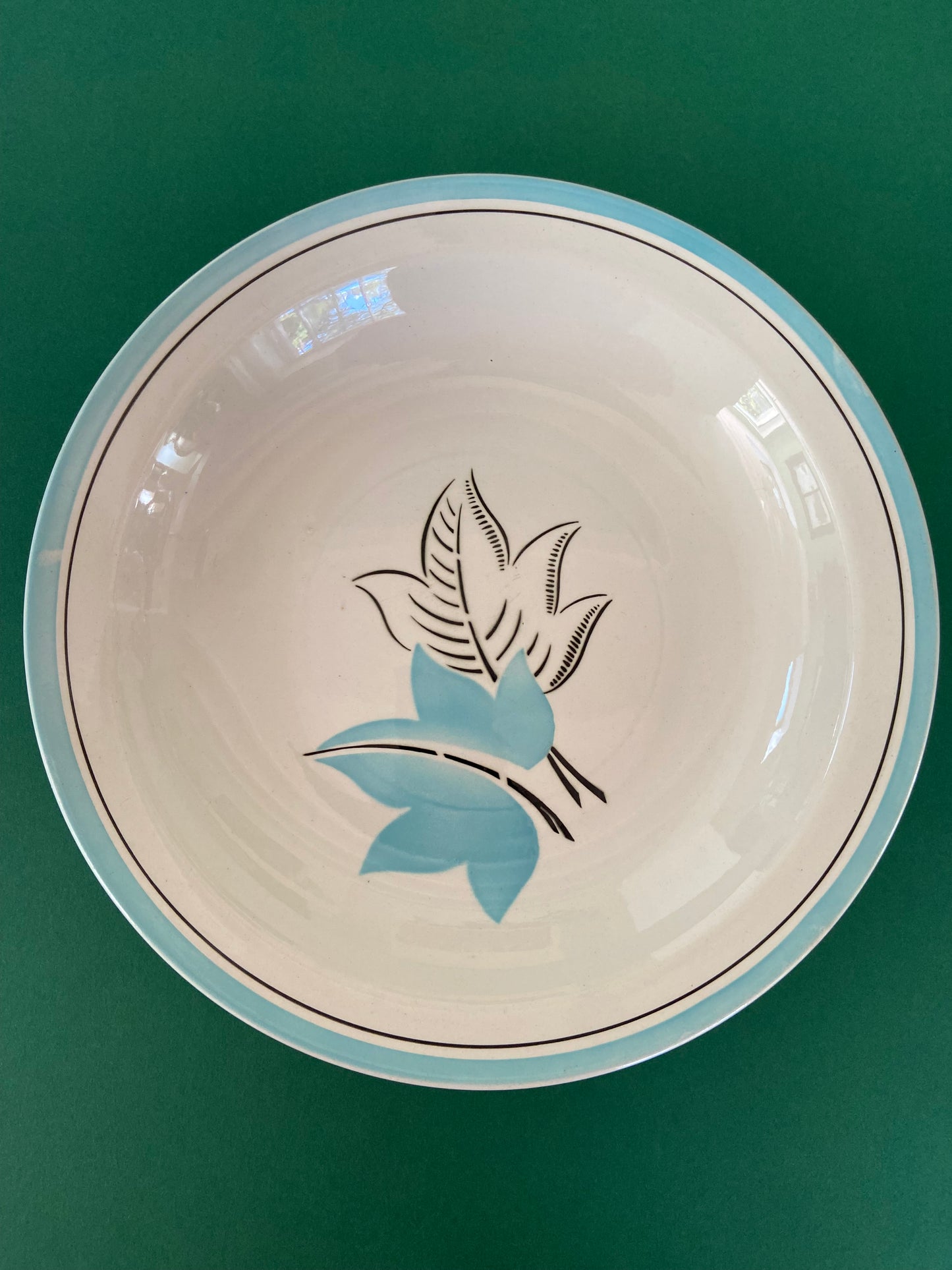 BADONVILLER salad bowl with blue leaf pattern