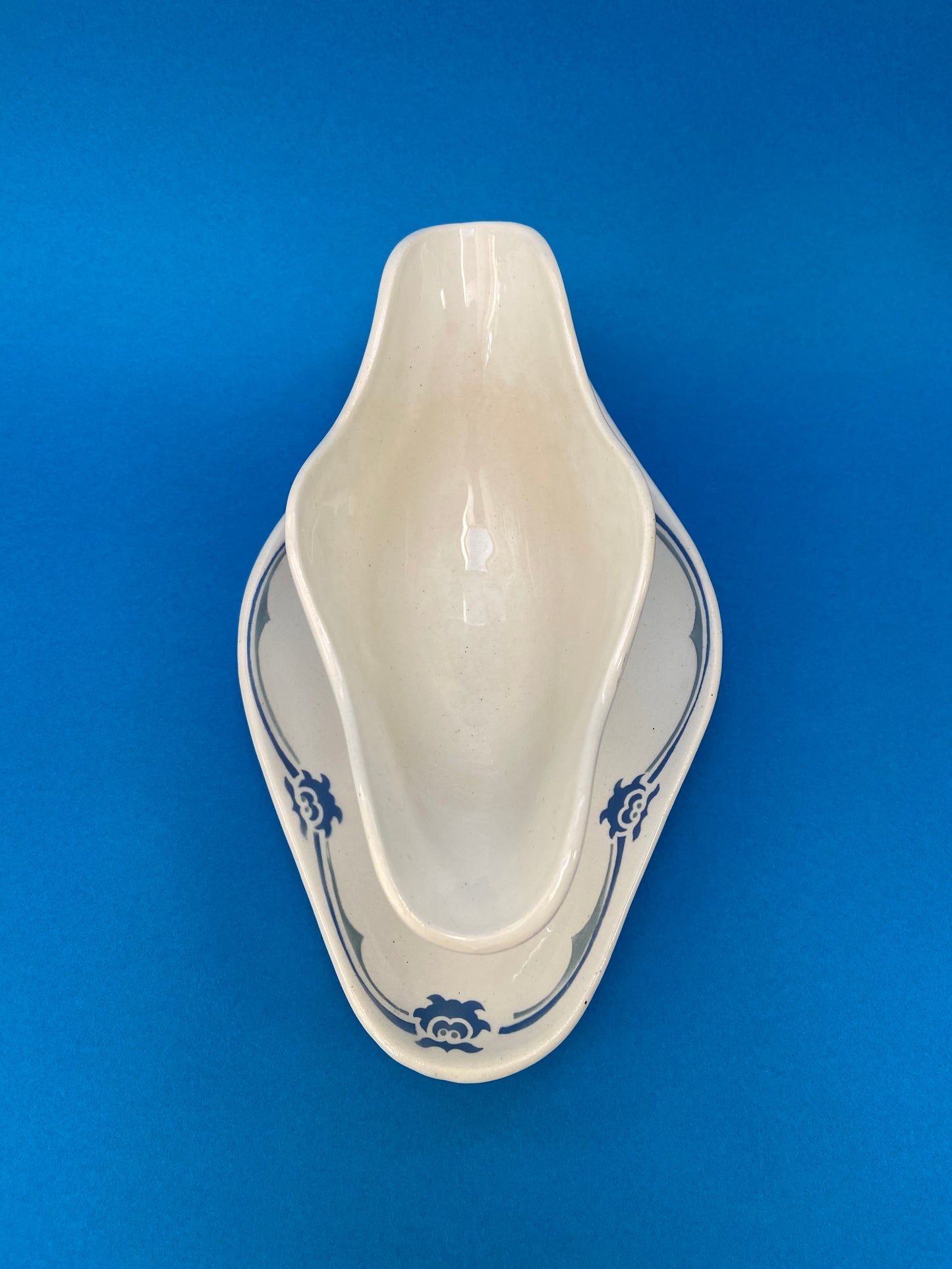 SAINT AMAND Blue pattern sauce boat