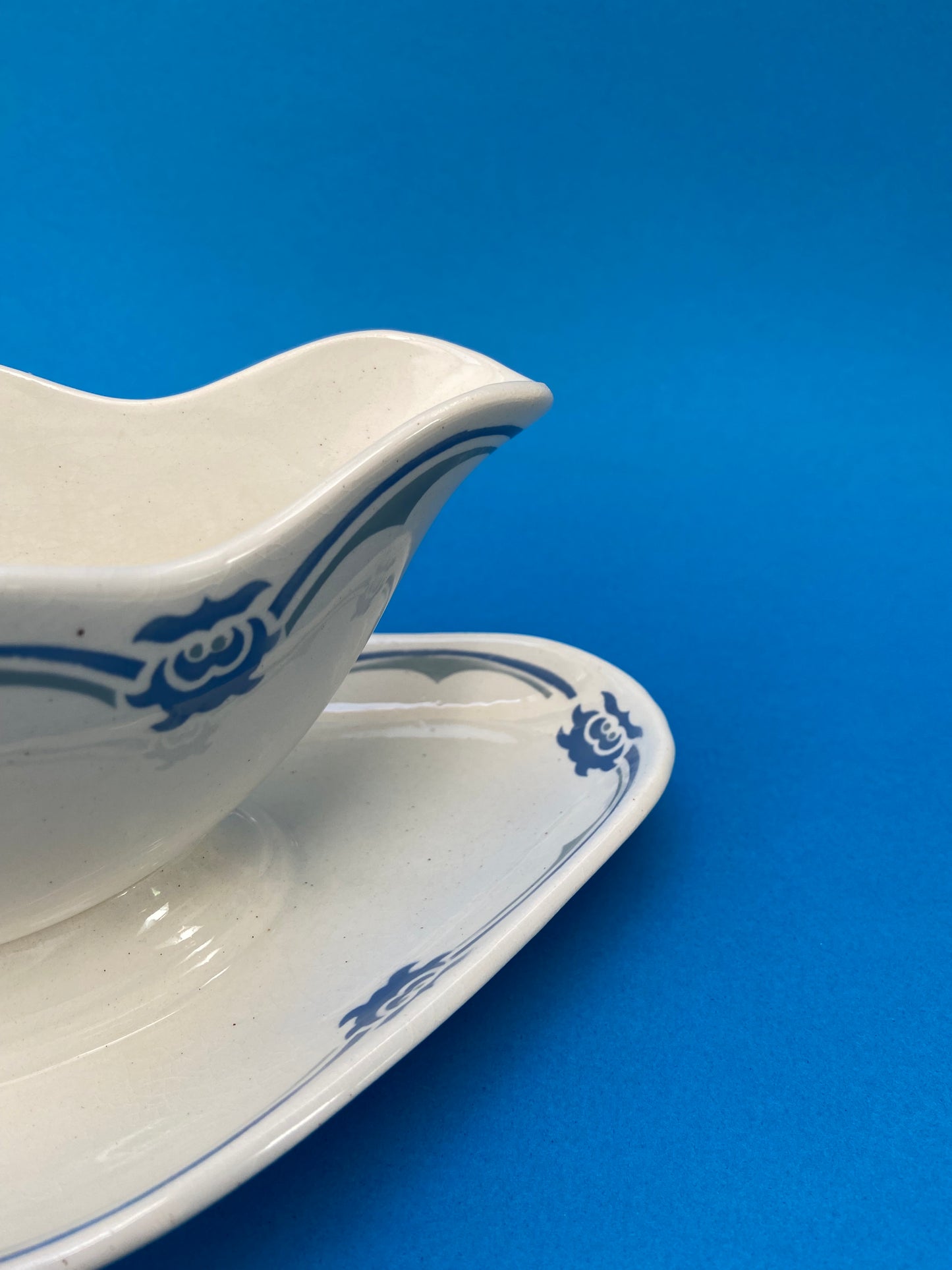 SAINT AMAND Blue pattern sauce boat