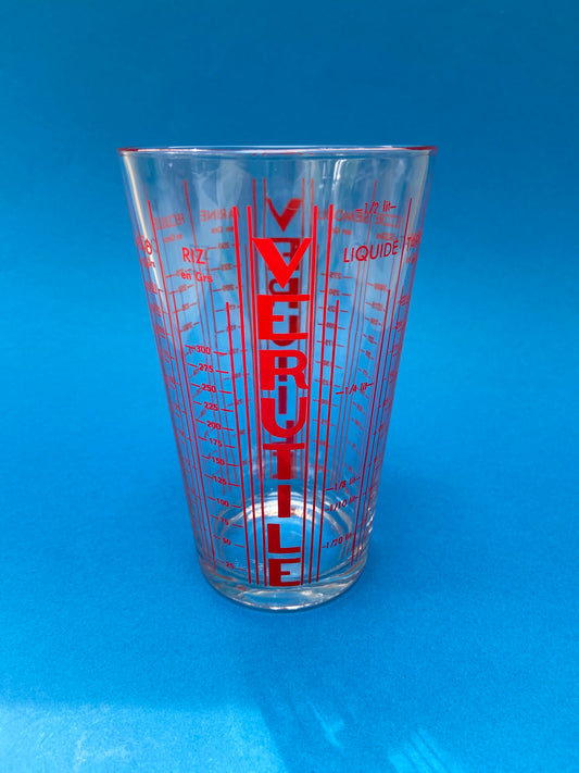 VERUTILE Red Measuring Cup