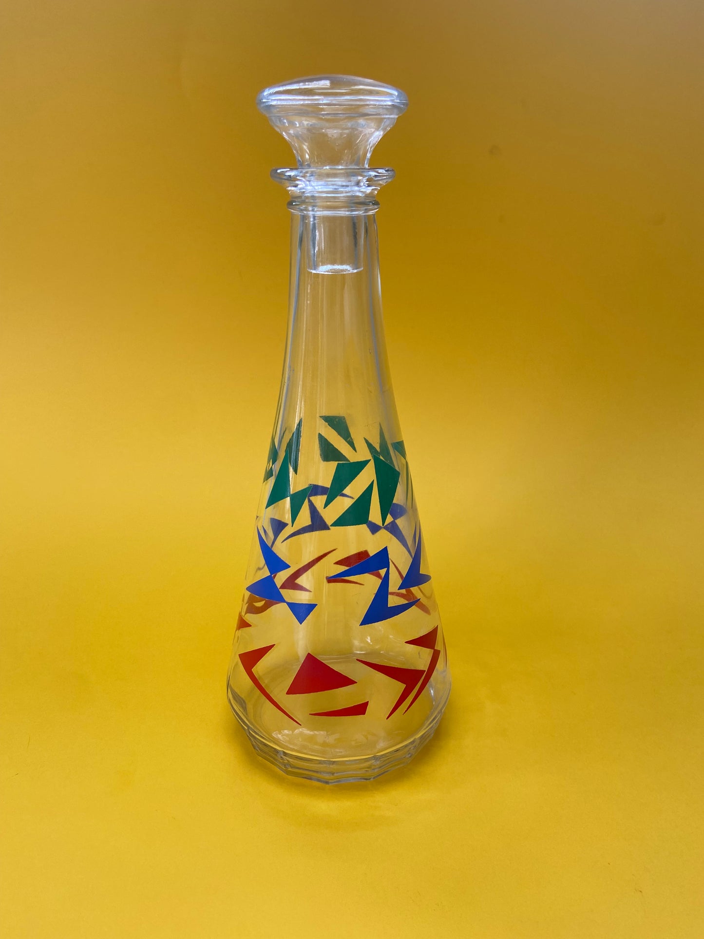 Liqueur carafe with GREEN/RED/BLUE patterns