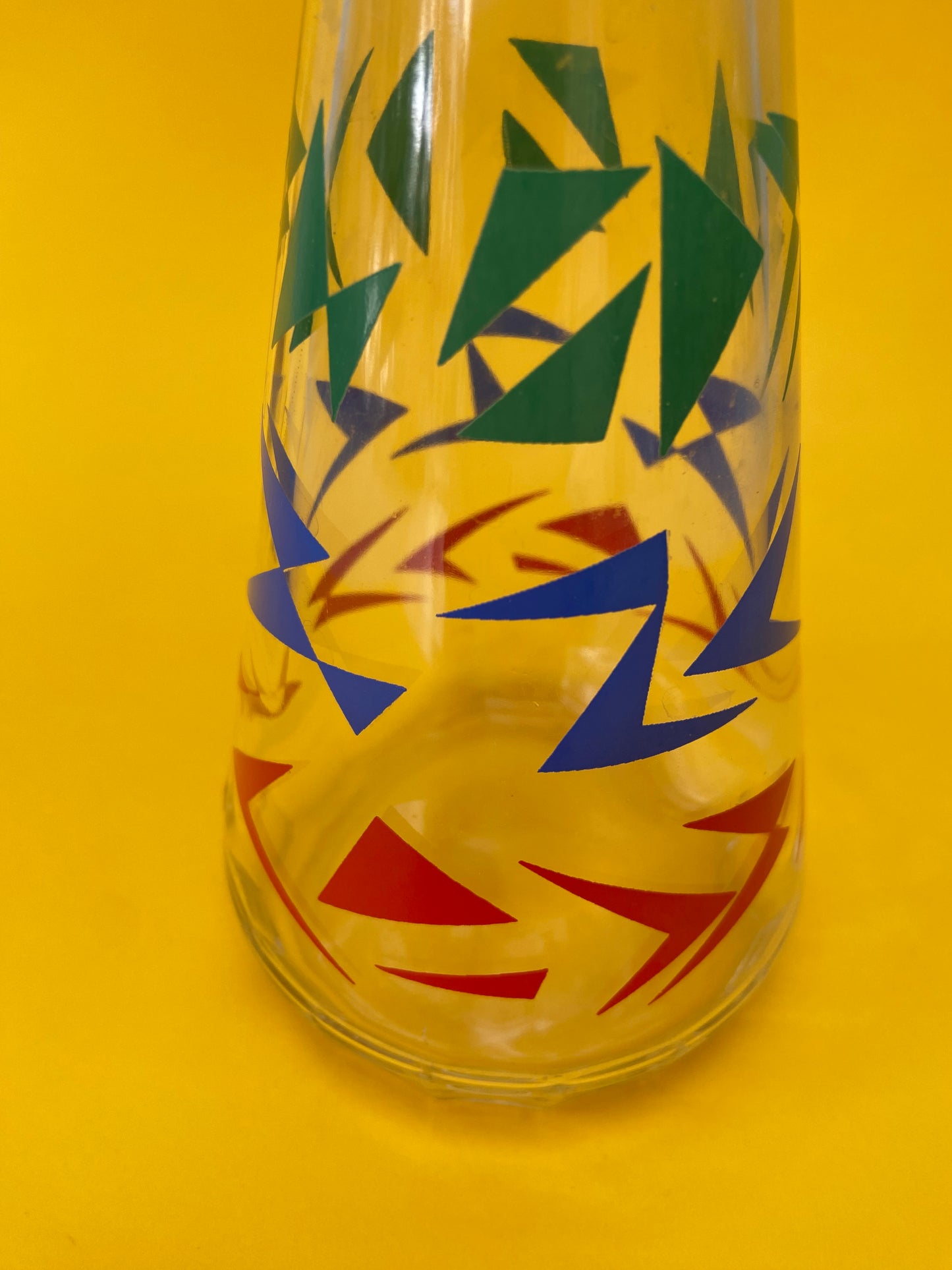 Liqueur carafe with GREEN/RED/BLUE patterns