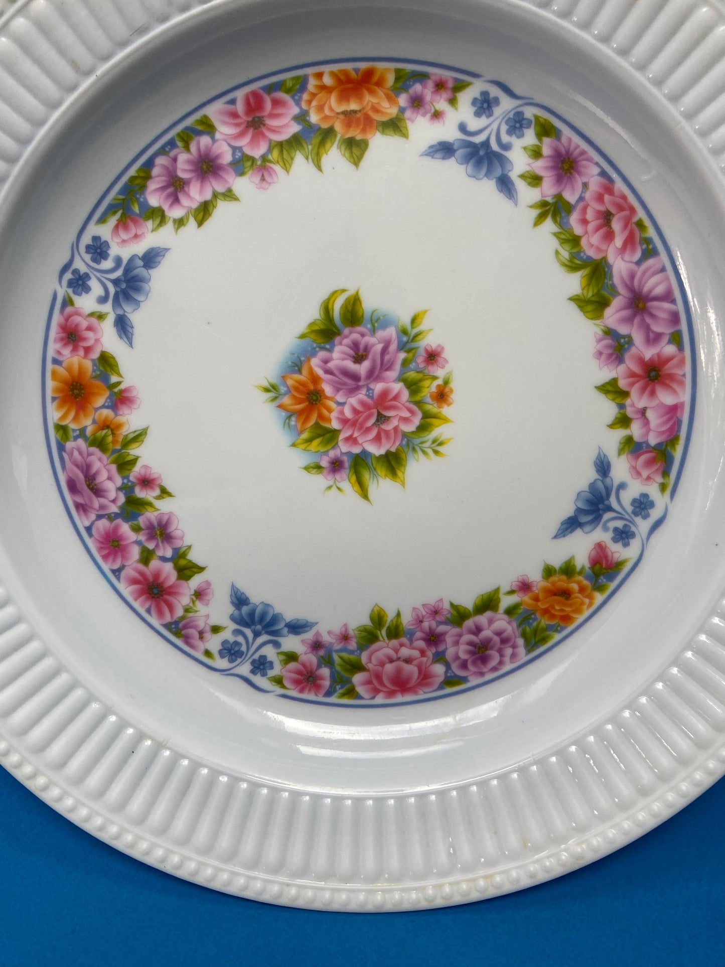 Plat de service plastique motif floral vintage