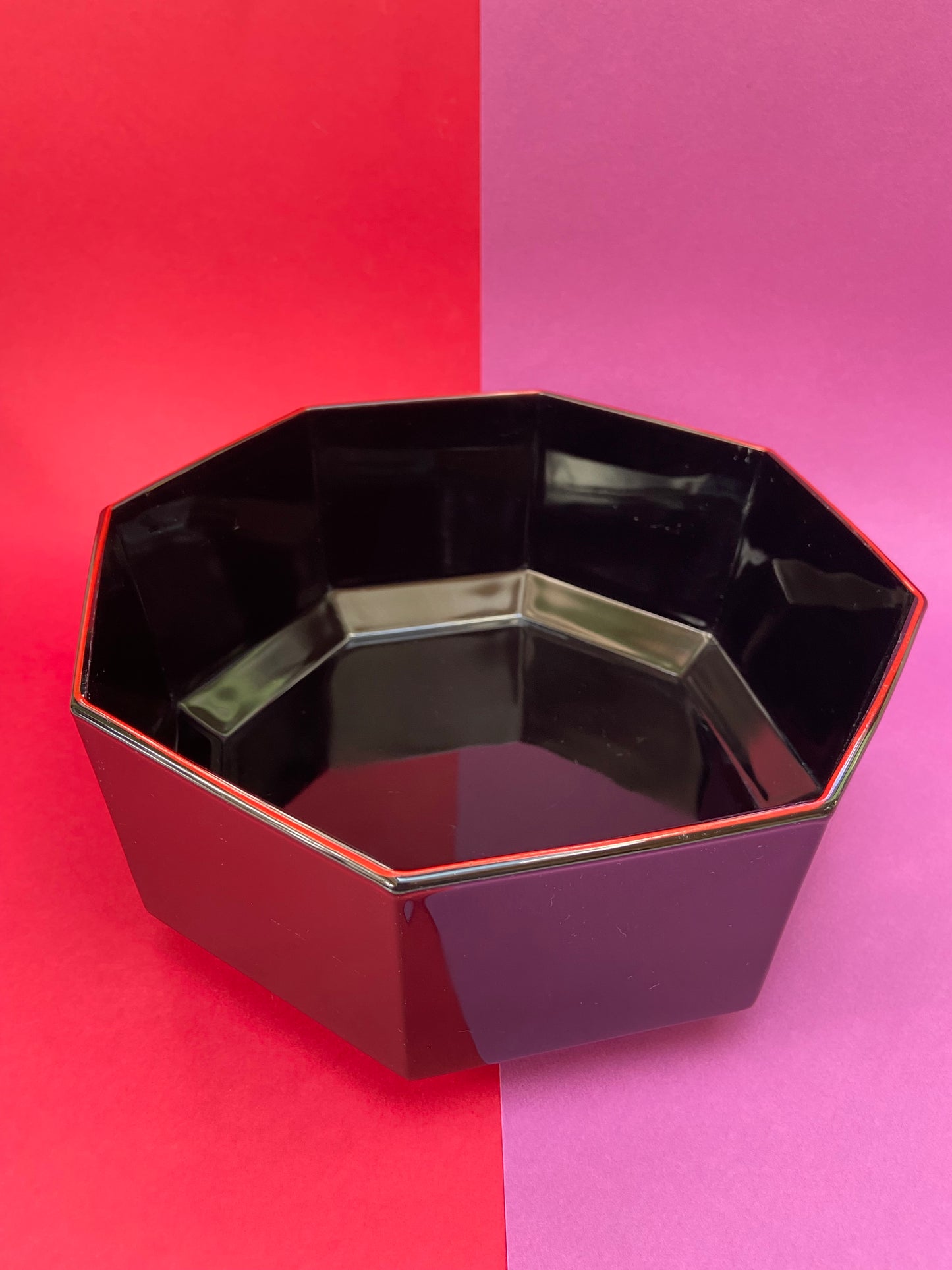 ARCOROC octagonal black salad bowl with red edging