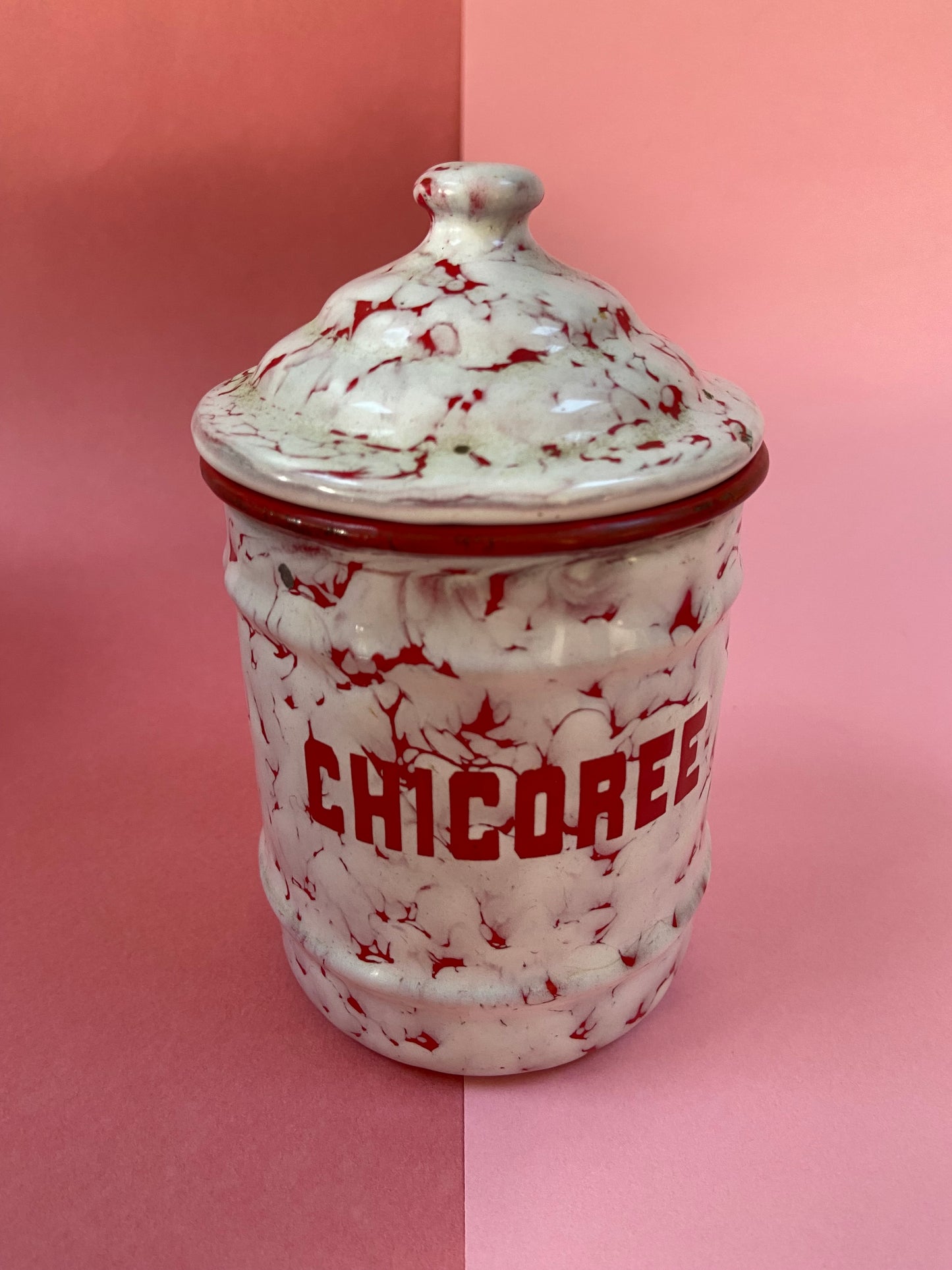 Lot of 5 storage pots Marbled enamel White and red St Servais Belgium