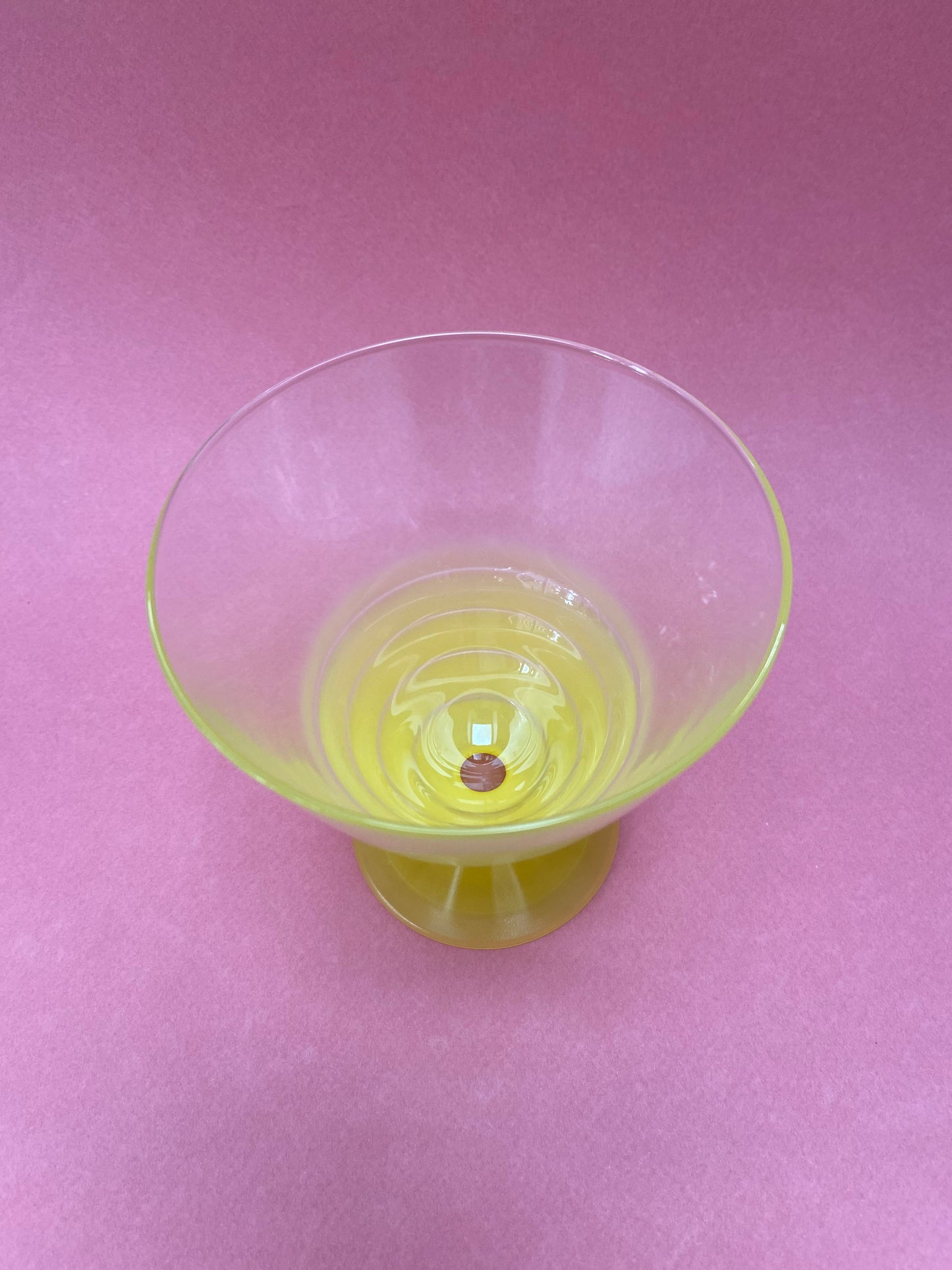 Arc foot ice cream cup YELLOW