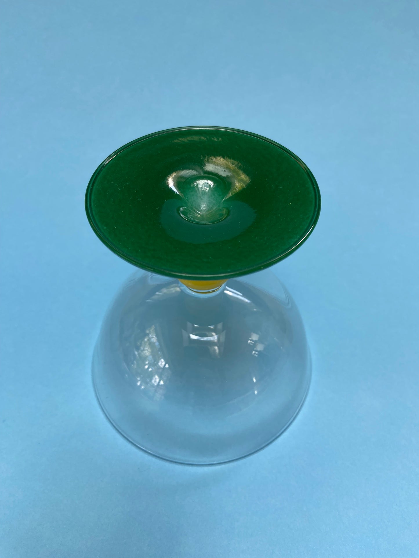 Dessert cup GREEN base YELLOW ball