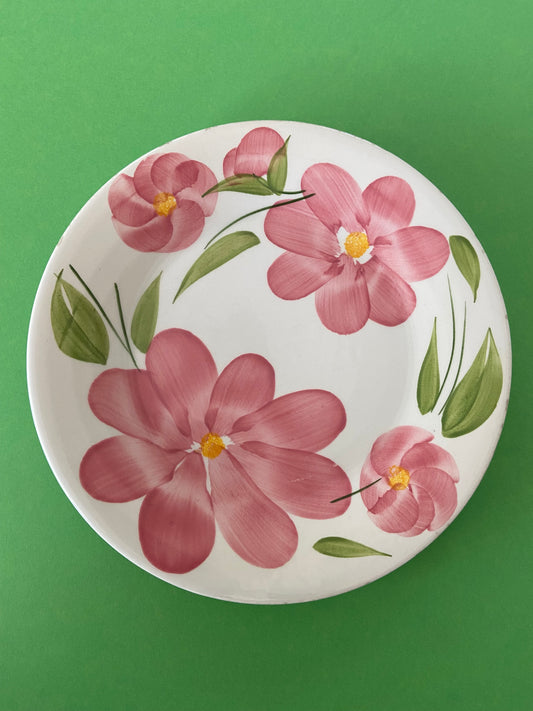 Flat plate with pink flowers San Marciano ITALY