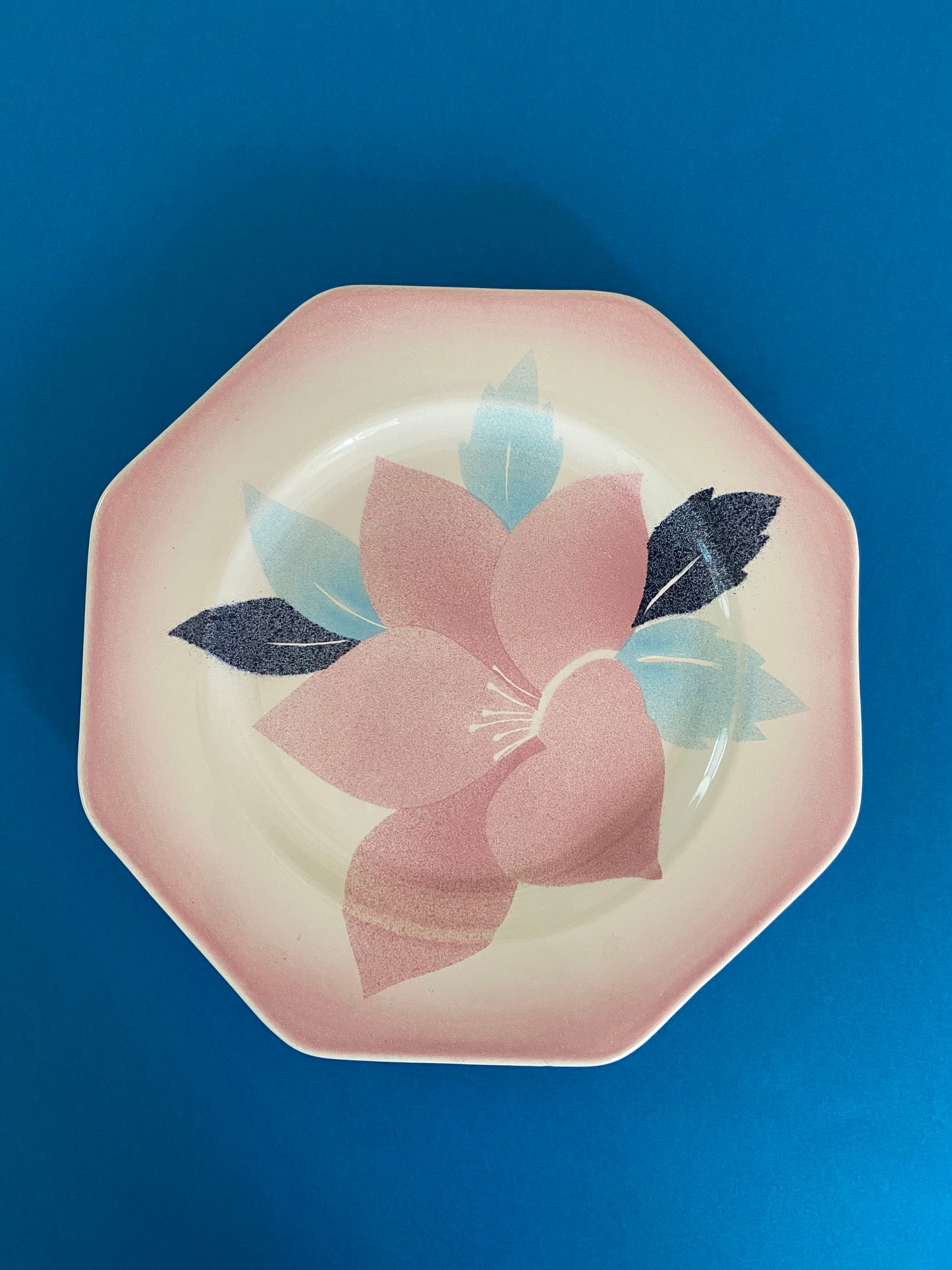 NIDERVILLER Flowers Octagonal Plate PINK/BLUE