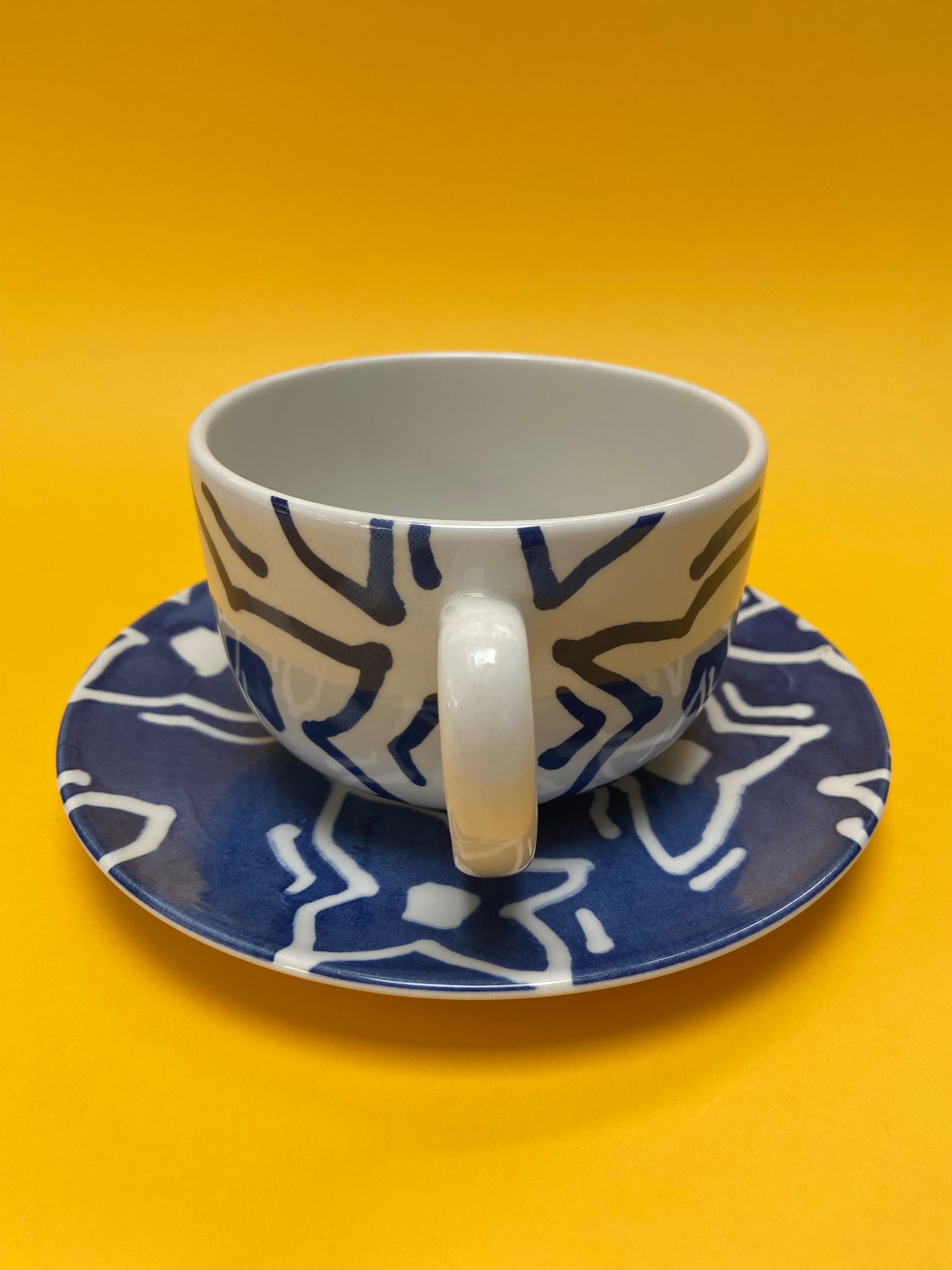 Grande tasse avec sous tasse FLEURS bleu/blanc