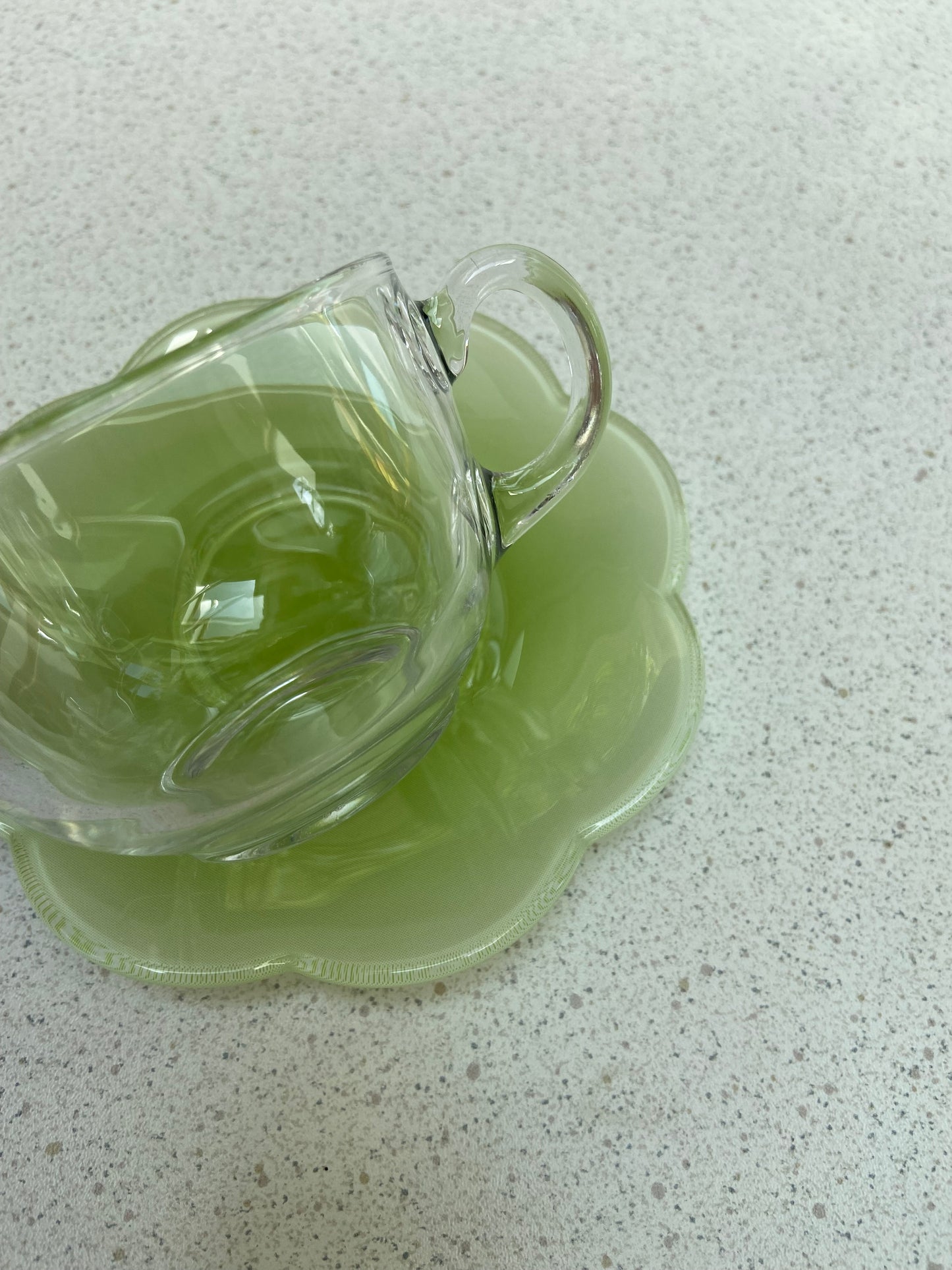 Ensemble tasse et sous tasse Fleur verte ARC