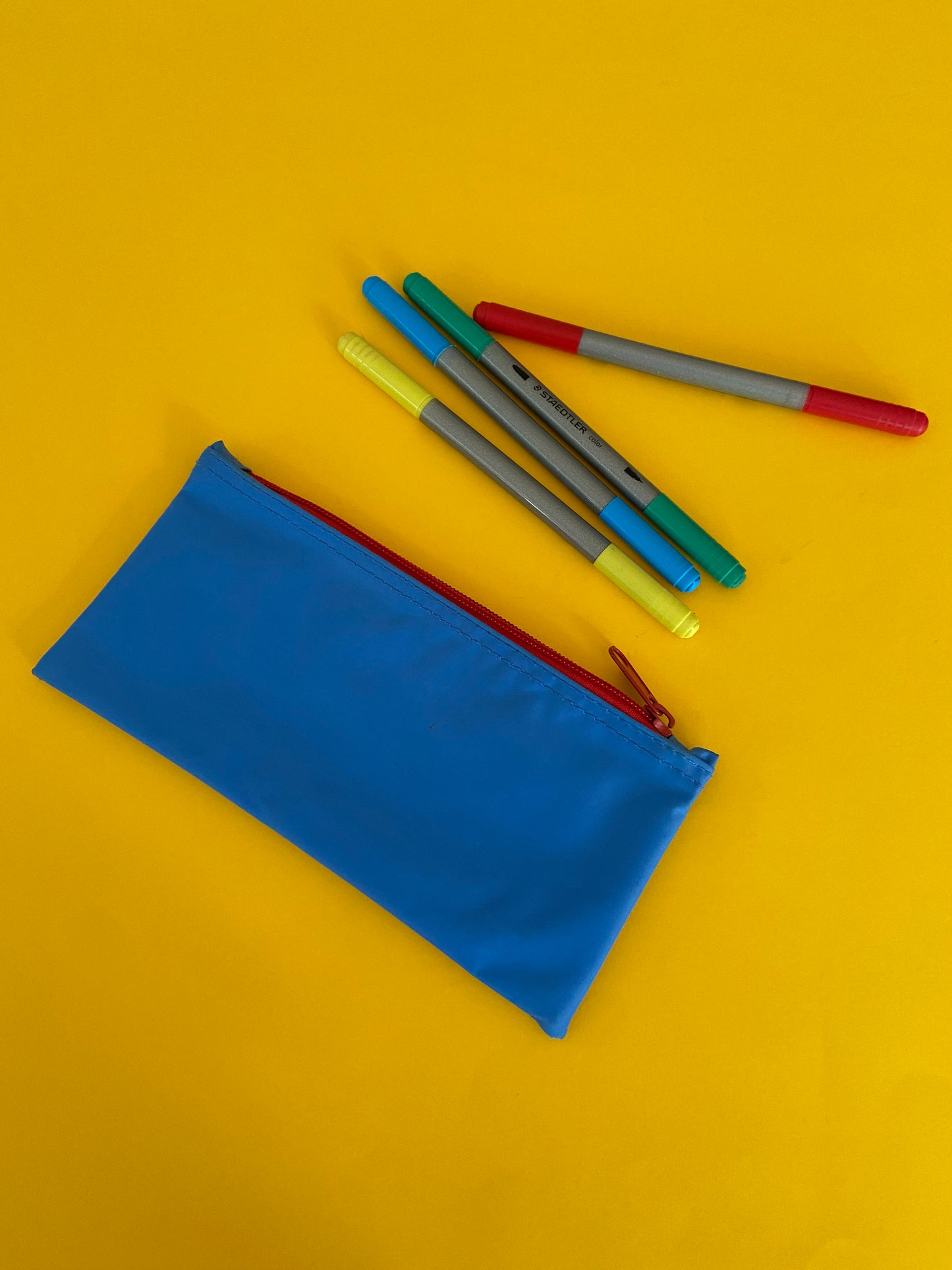 Small BLUE/RED school kit