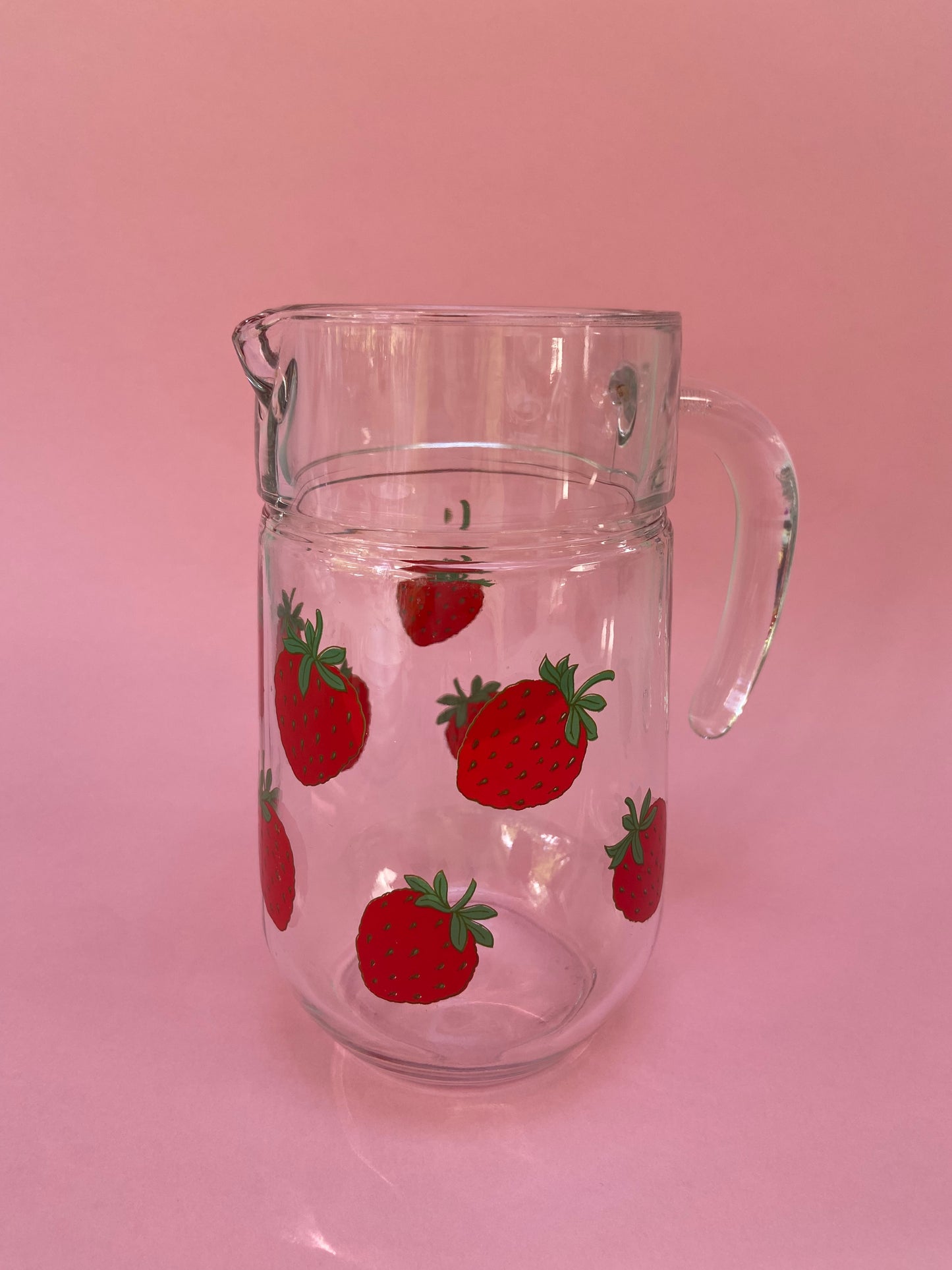 Carafe / pichet Arc vintage FRAISES