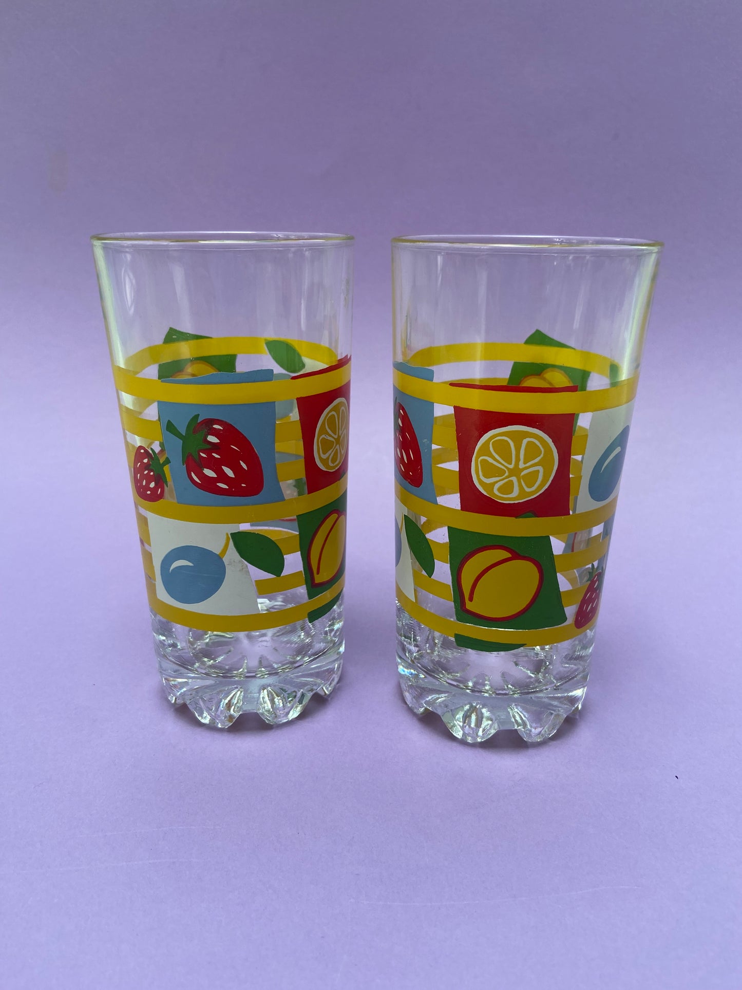 Set of 2 juice glasses with FRUITS motif