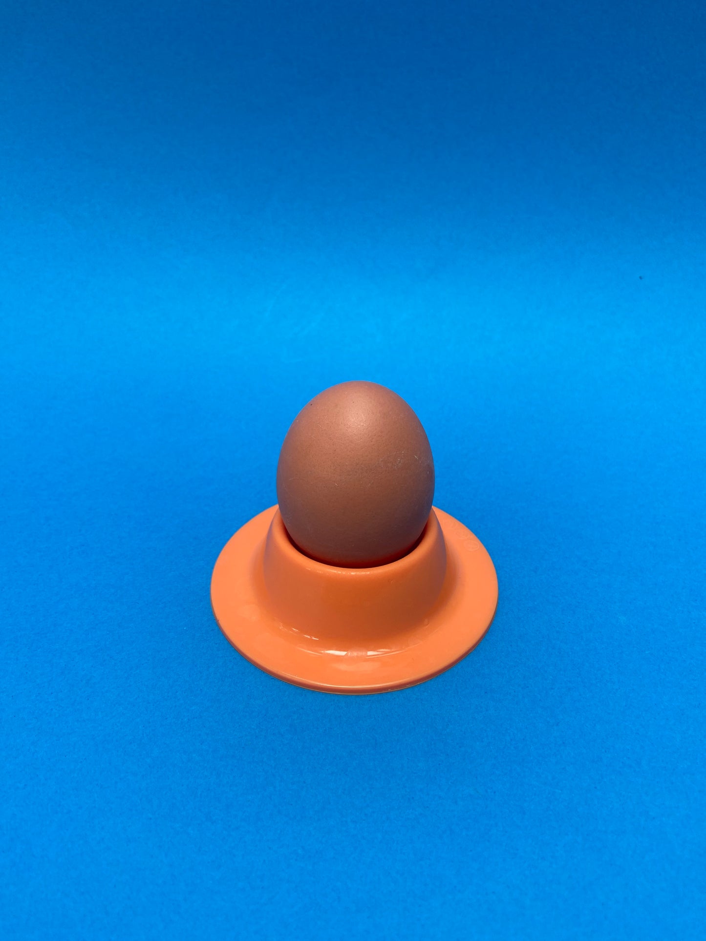 Set of 4 ORANGE plastic egg cups