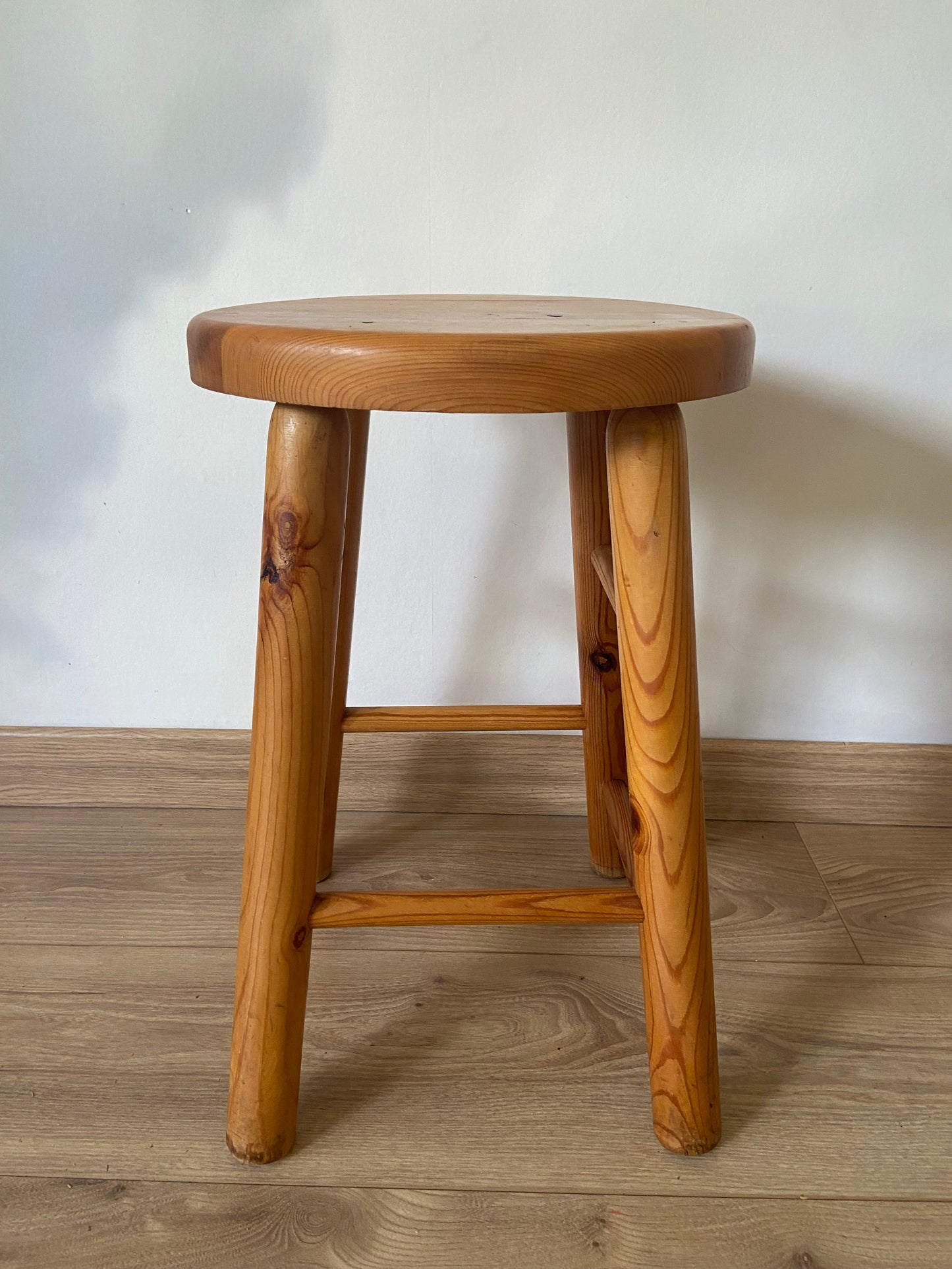 Pine stool/plant stand