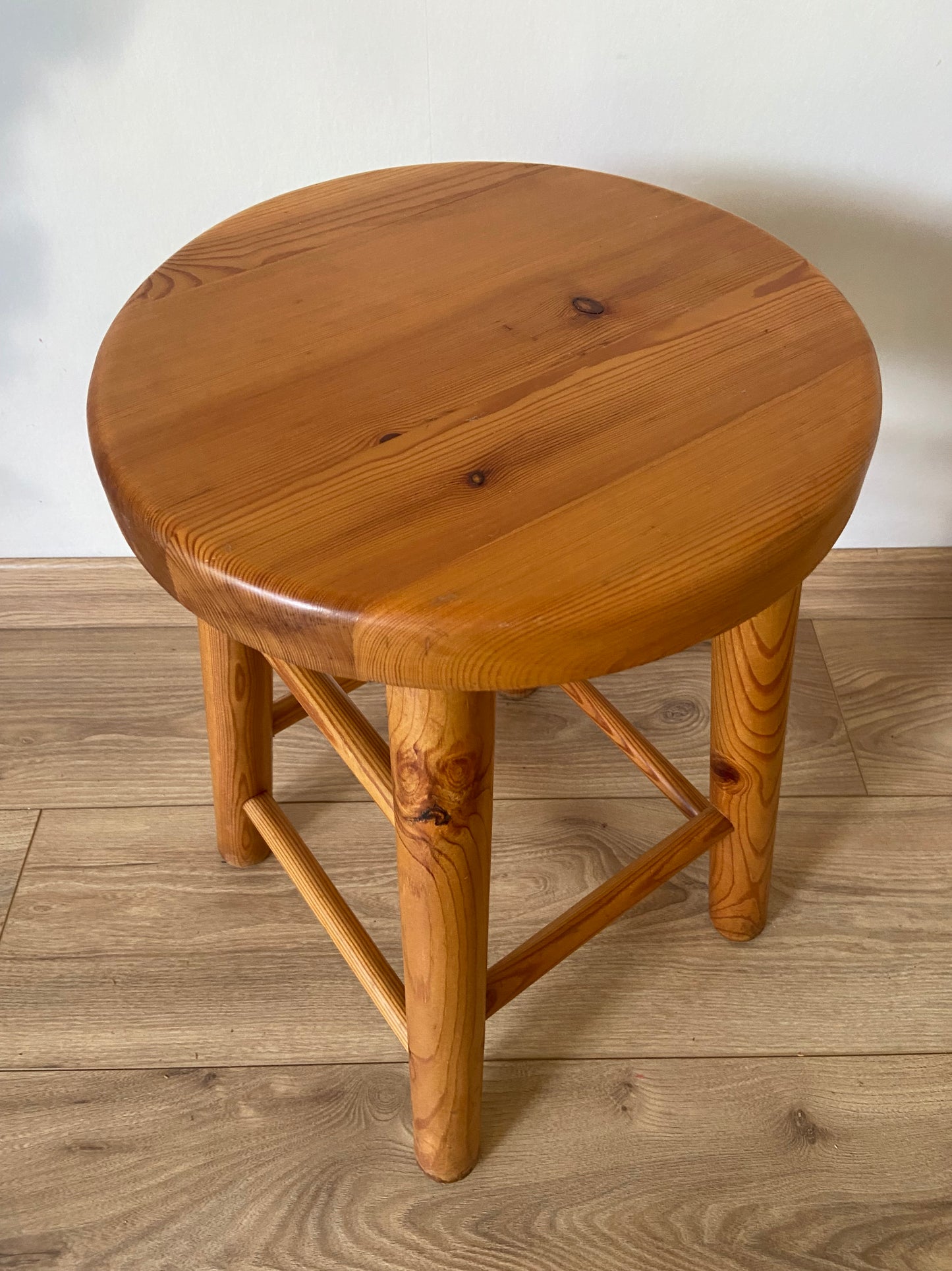 Pine stool/plant stand