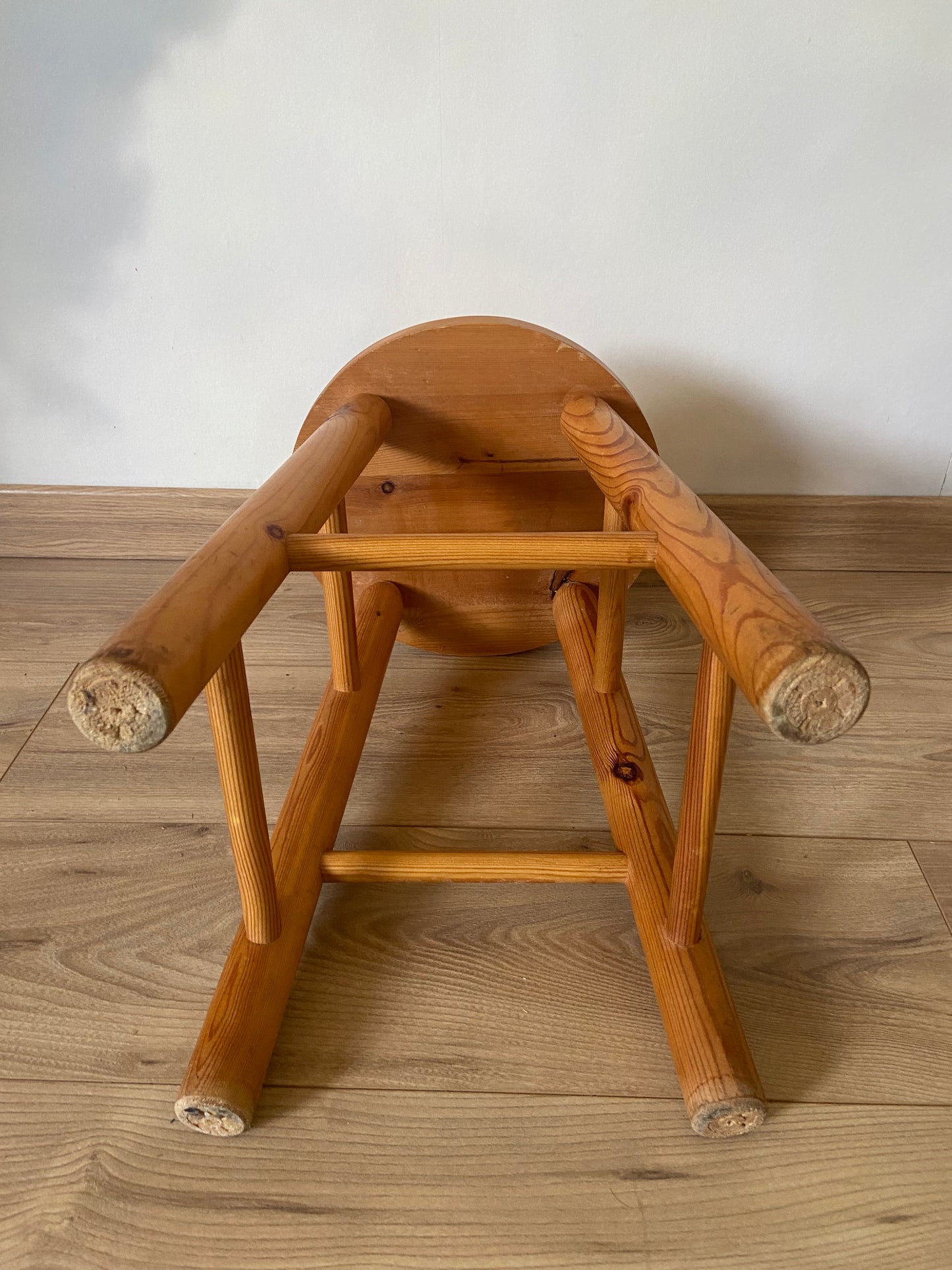 Pine stool/plant stand